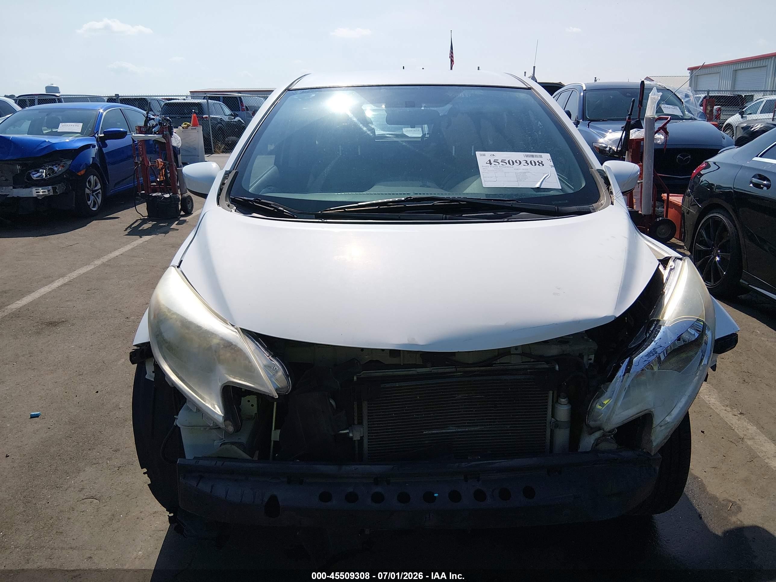 2015 Nissan Versa Note S (sr) White vin: 3N1CE2CP6FL444744