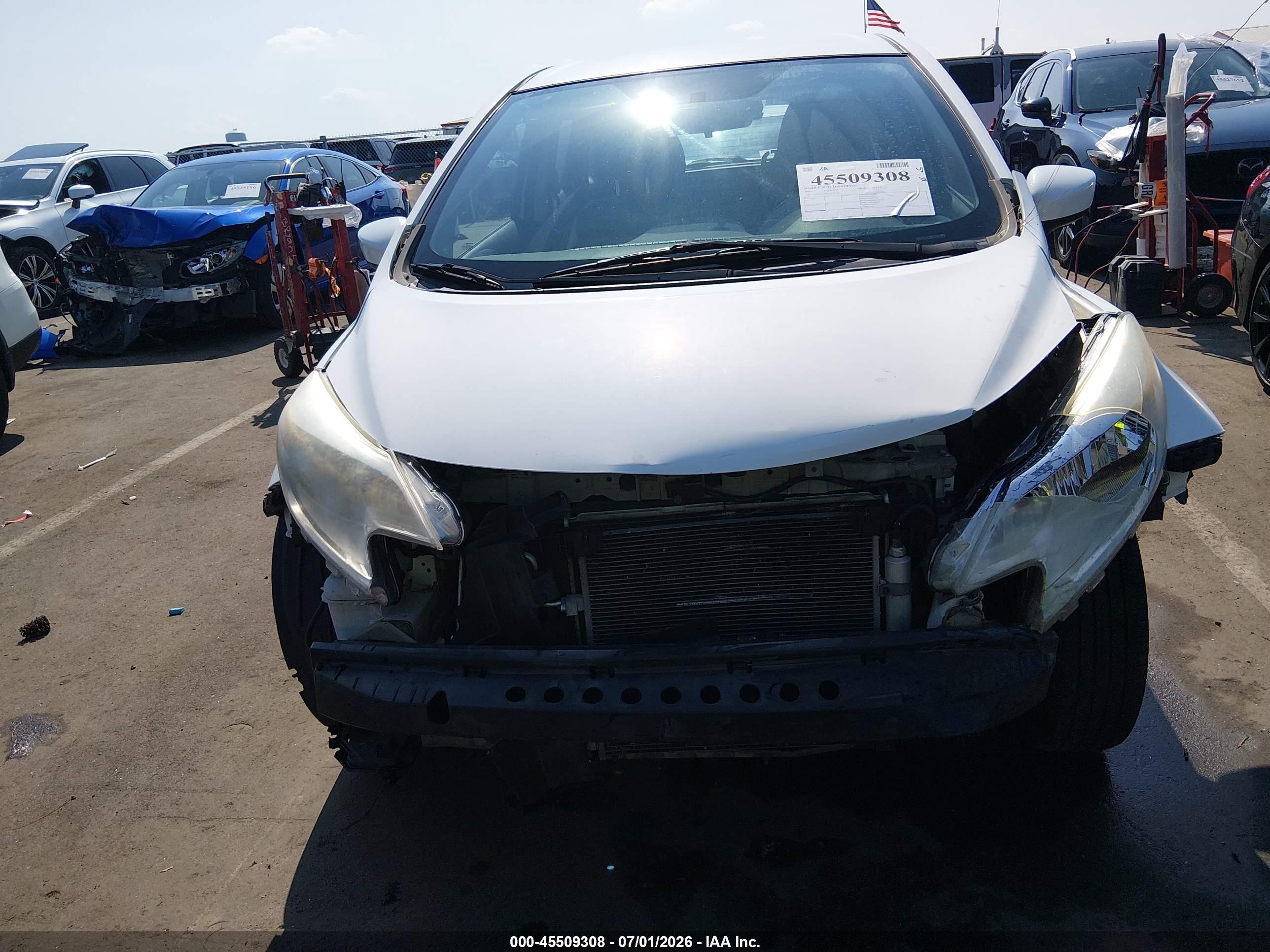 2015 Nissan Versa Note S (sr) White vin: 3N1CE2CP6FL444744