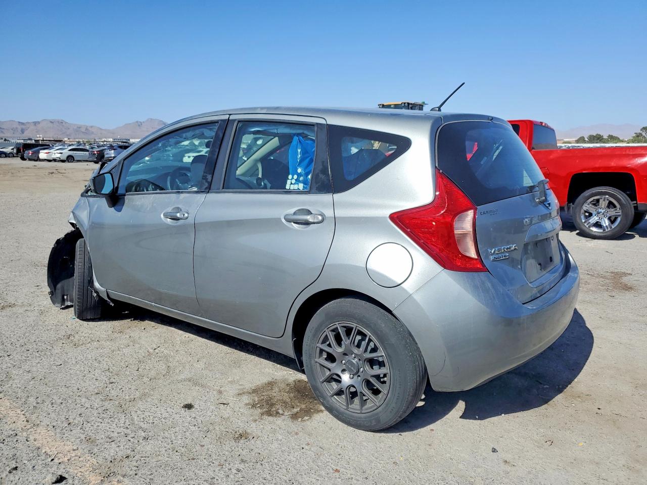 2015 Nissan Versa Note S Серебряный vin: 3N1CE2CP6FL449877