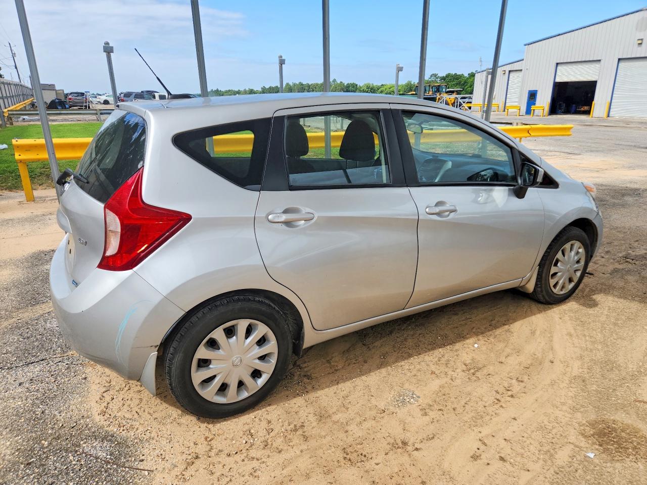 2016 Nissan Versa Note Sv Silver vin: 3N1CE2CP6GL381565