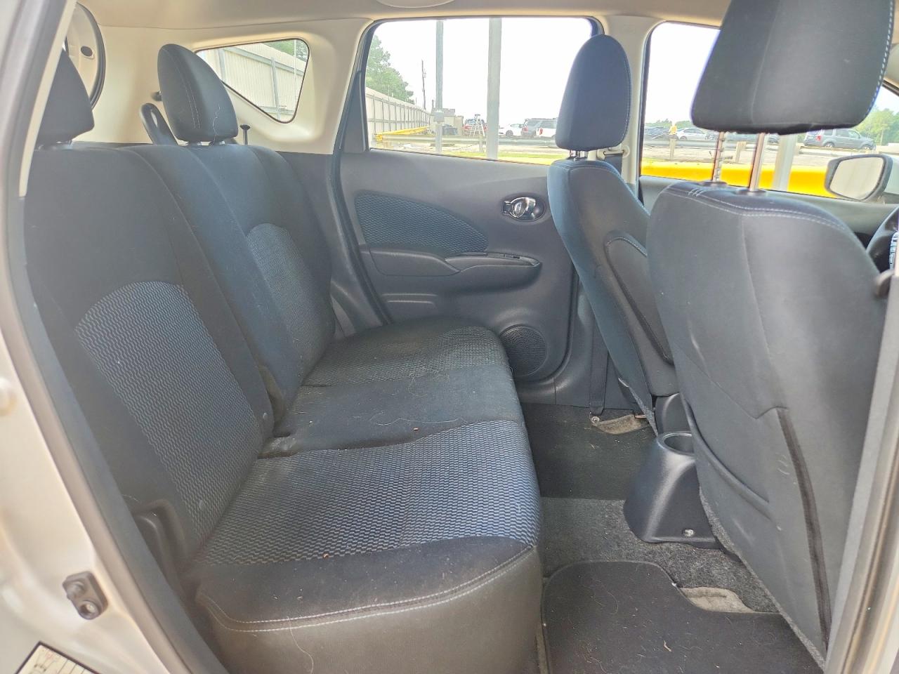 2016 Nissan Versa Note Sv Silver vin: 3N1CE2CP6GL381565