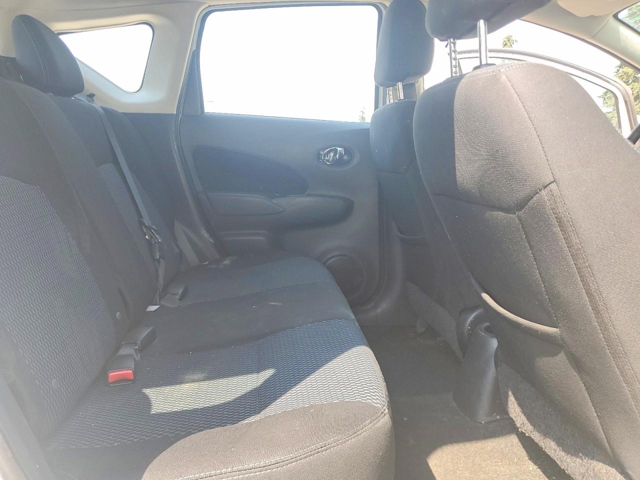 2014 Nissan Versa Note S White vin: 3N1CE2CP7EL380020