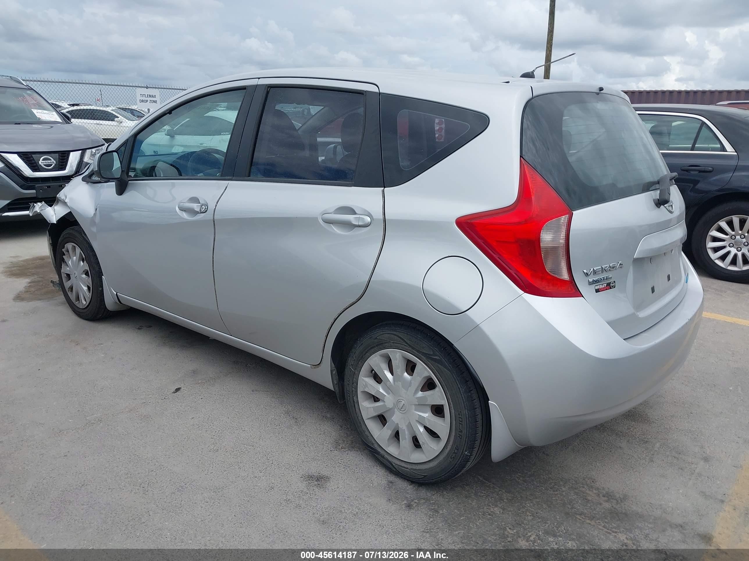 2014 Nissan Versa Note S Plus Silver vin: 3N1CE2CP7EL394905
