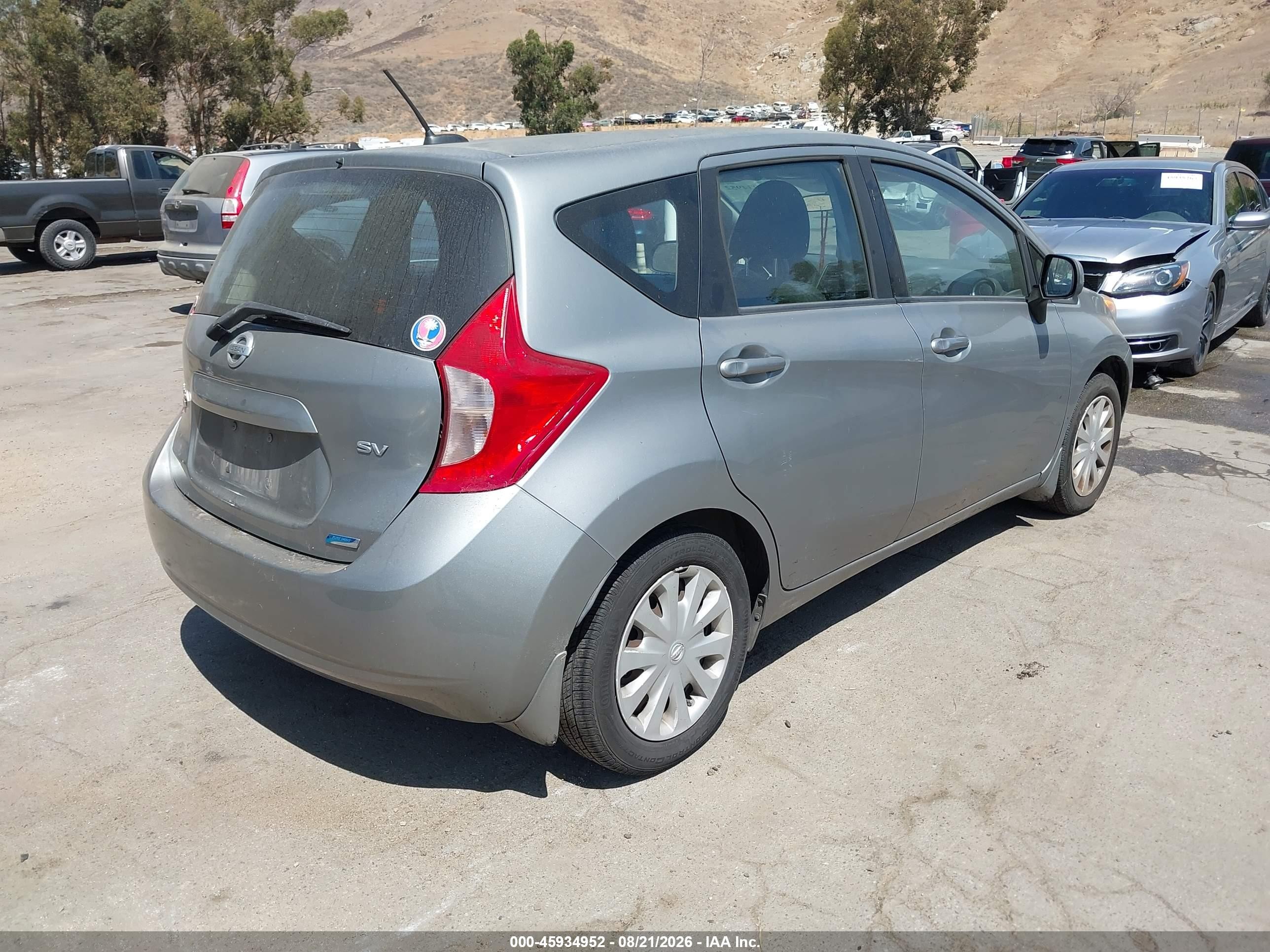2014 Nissan Versa Note S/s Plus/sv/sl Silver vin: 3N1CE2CP7EL428695