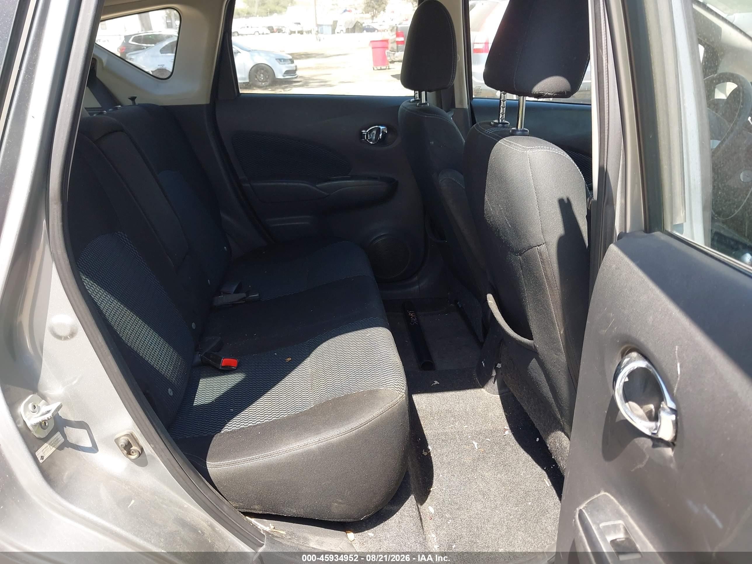 2014 Nissan Versa Note S/s Plus/sv/sl Silver vin: 3N1CE2CP7EL428695