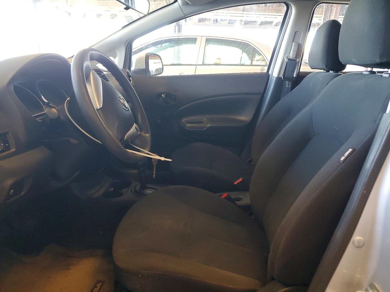 2014 Nissan Versa Note S Plus Серебряный vin: 3N1CE2CP7EL428728