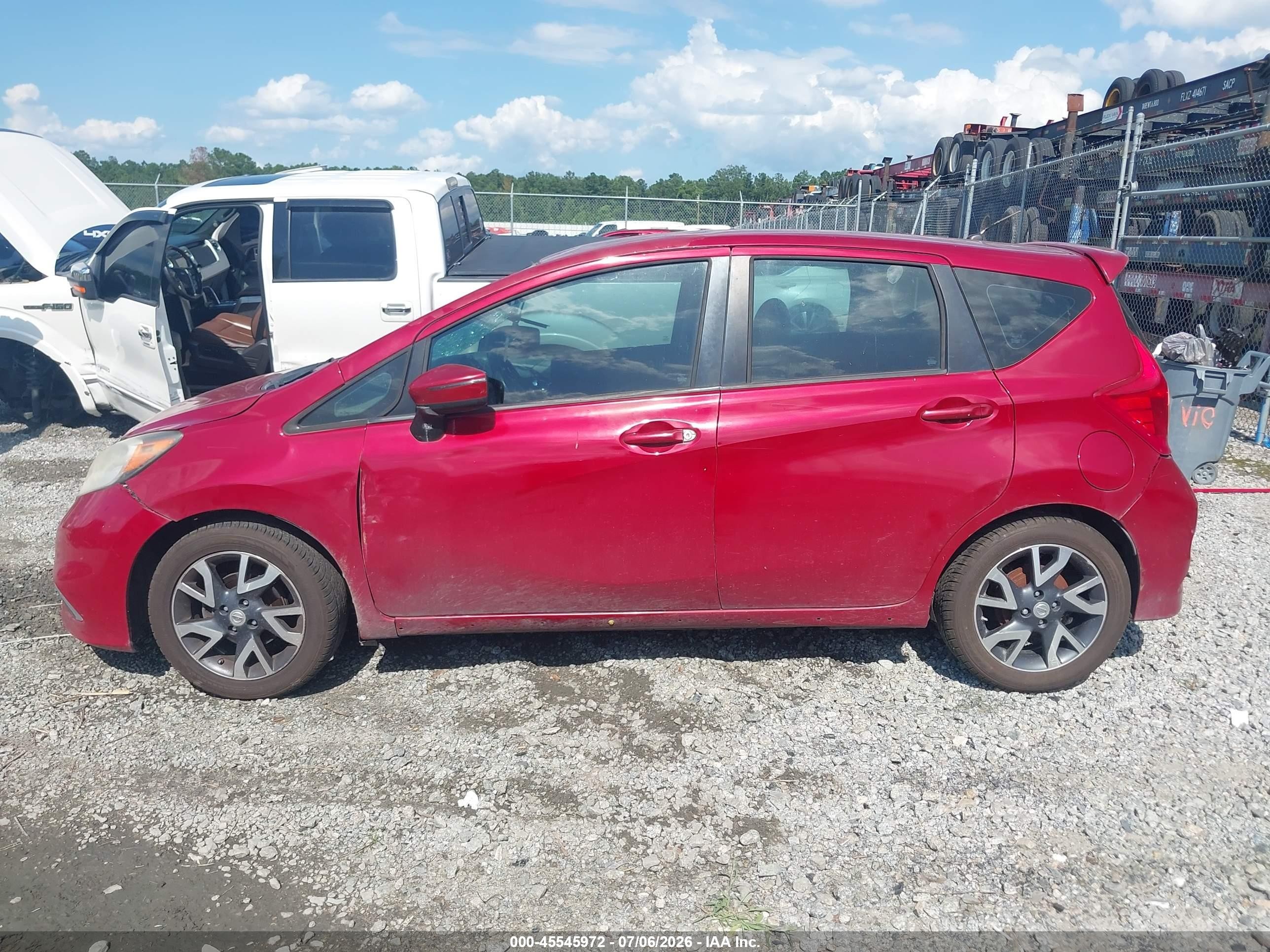 2015 Nissan Versa Note Sr Красный vin: 3N1CE2CP7FL356172
