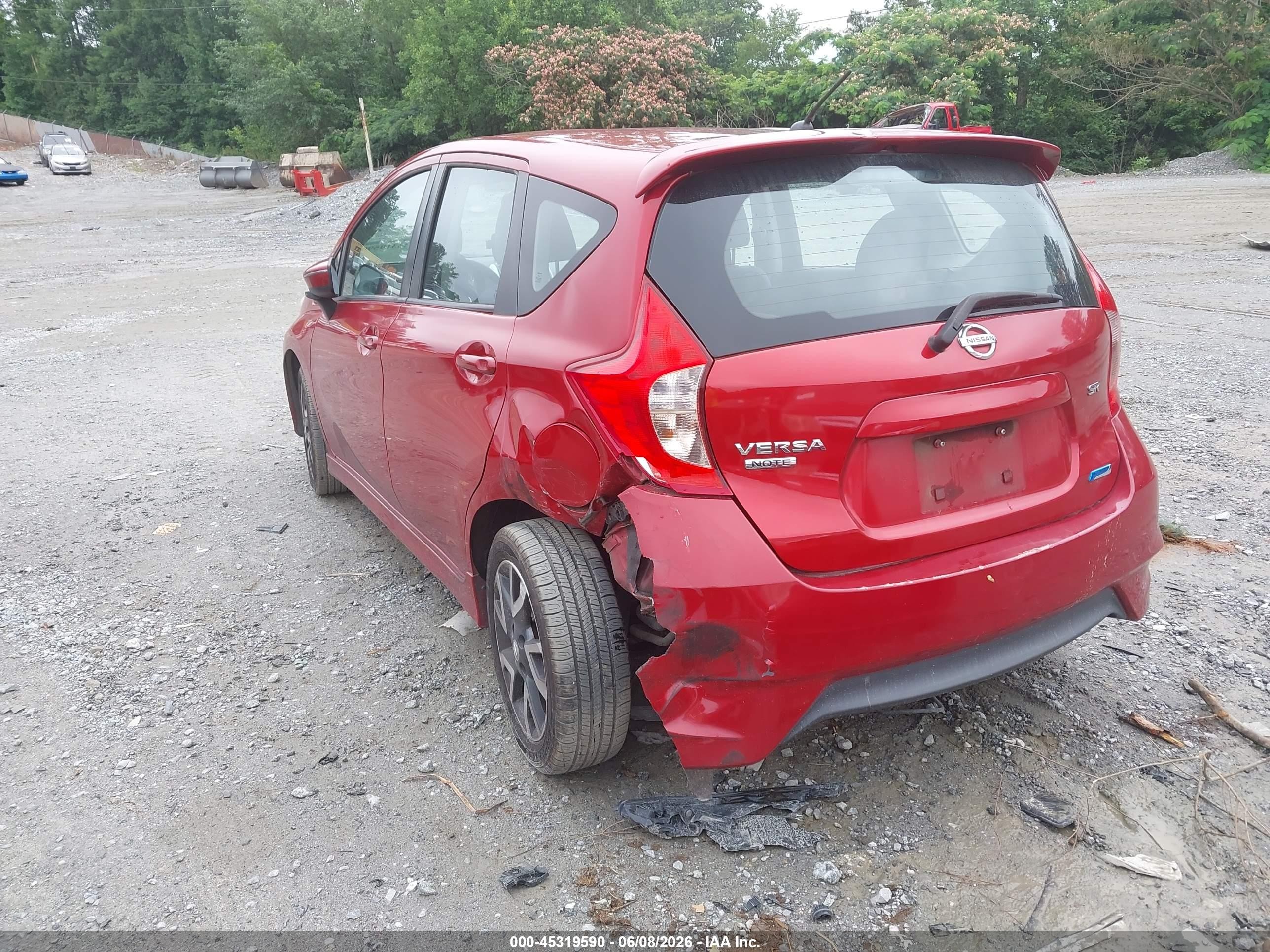 2015 Nissan Versa Note Sr Red vin: 3N1CE2CP7FL369357