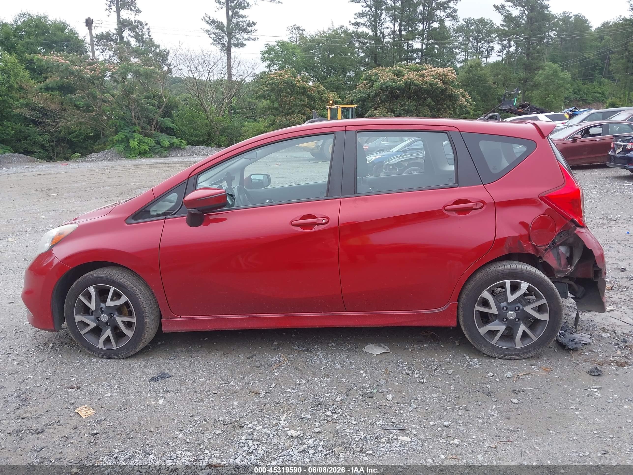 2015 Nissan Versa Note Sr Red vin: 3N1CE2CP7FL369357