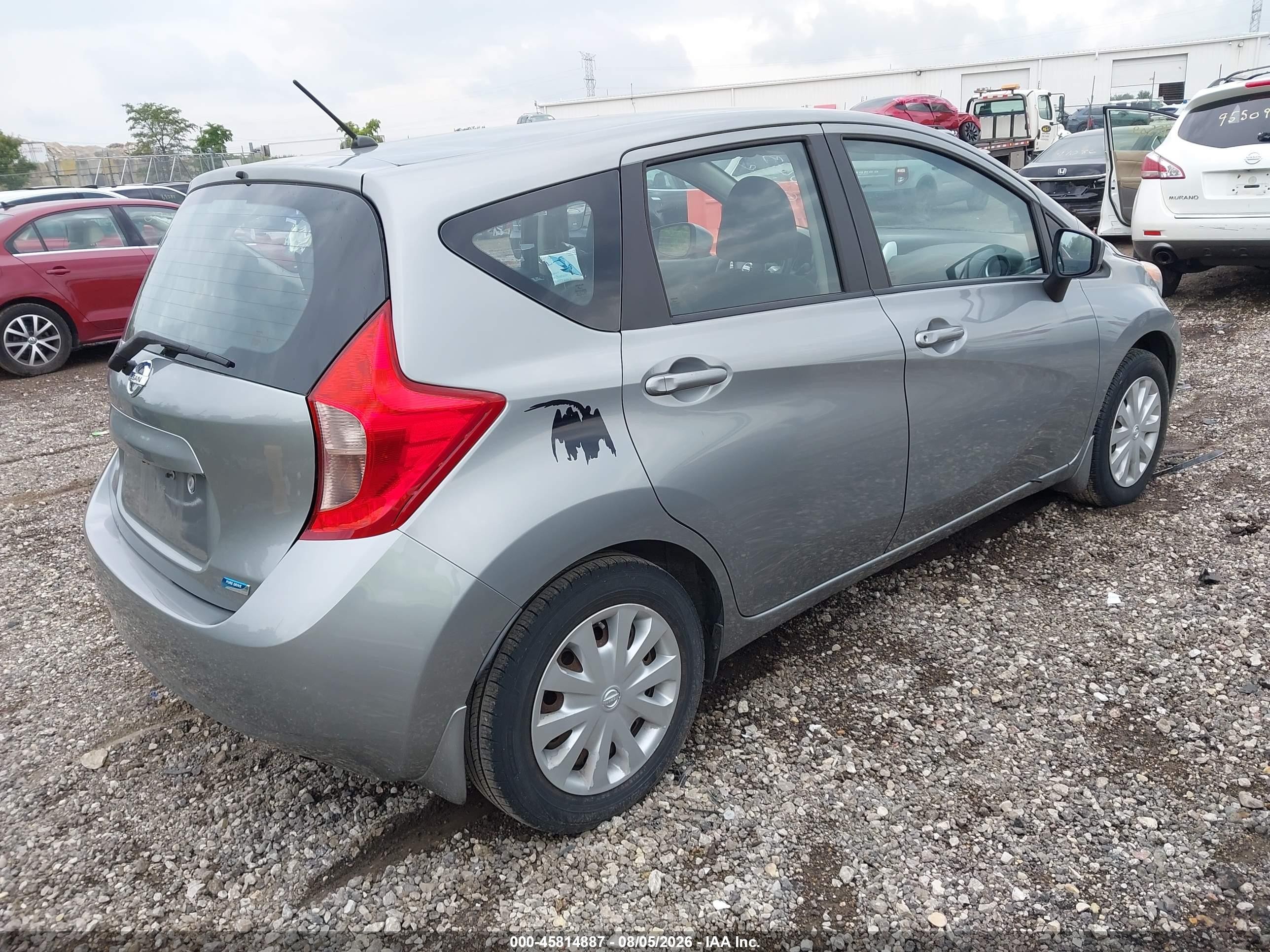 2015 Nissan Versa Note S Plus Silver vin: 3N1CE2CP7FL378169
