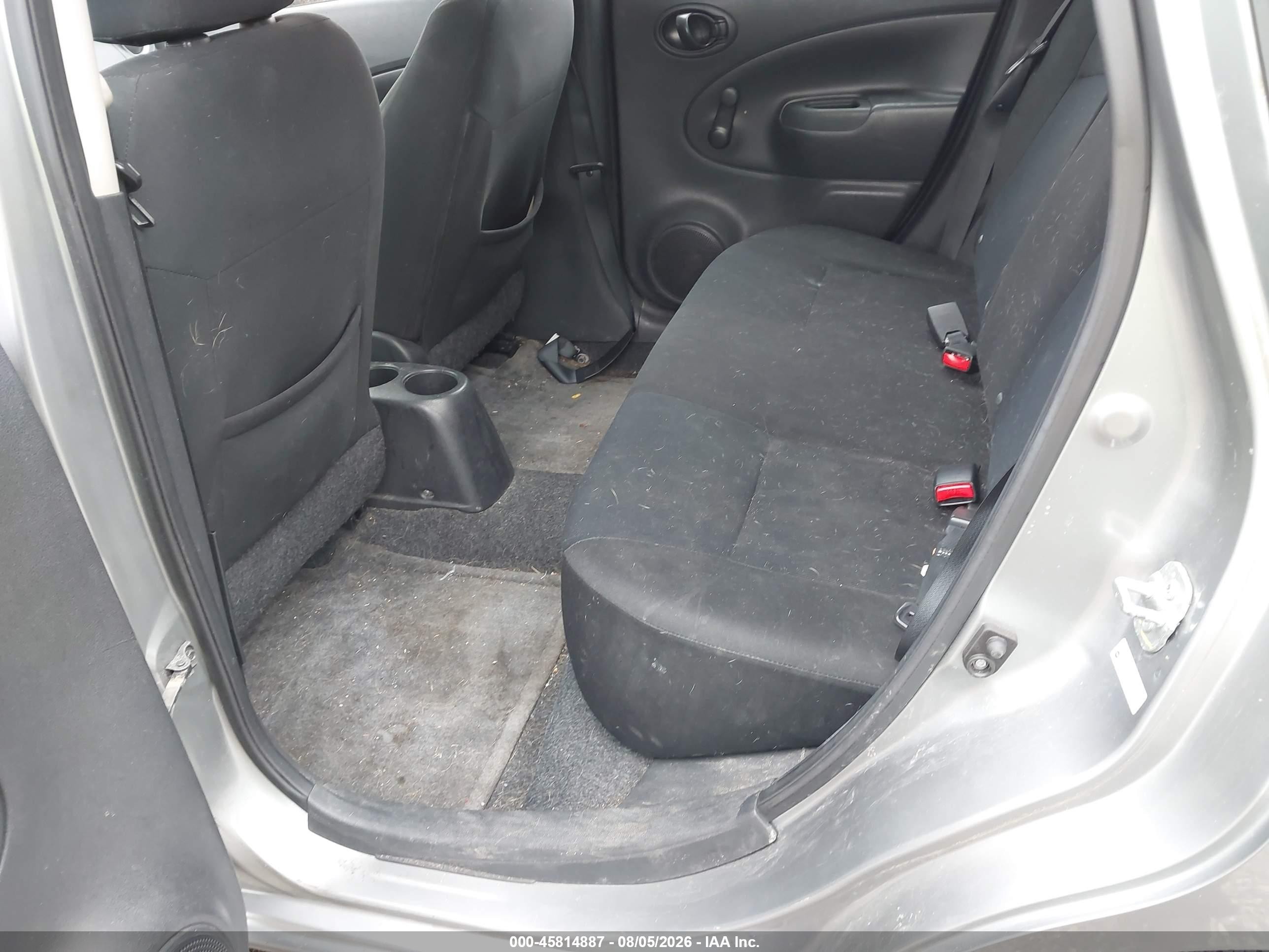 2015 Nissan Versa Note S Plus Silver vin: 3N1CE2CP7FL378169