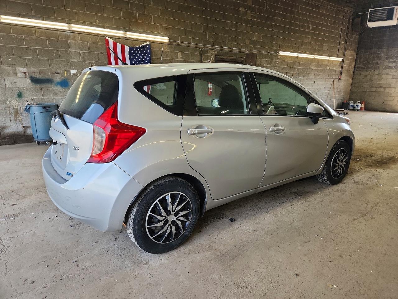 2015 Nissan Versa Note Sv Gray vin: 3N1CE2CP7FL390077
