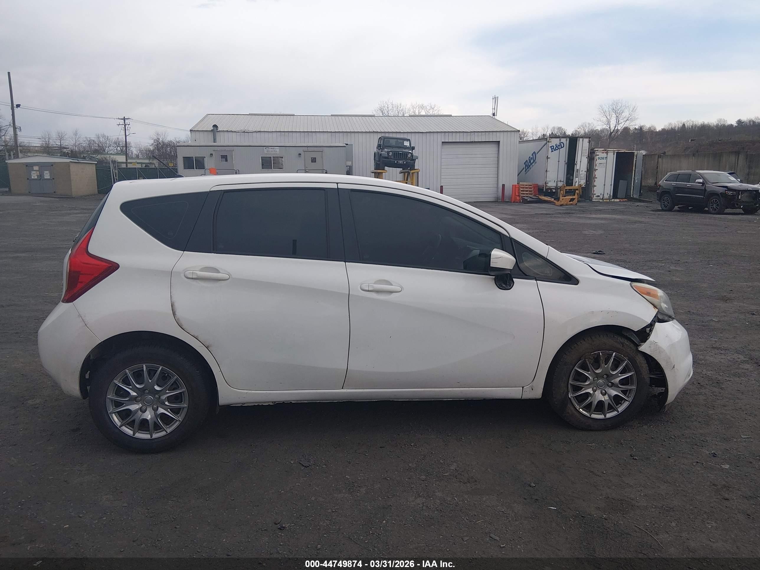 2015 Nissan Versa Note S (sr)/s Plus/sl/sr/sv White vin: 3N1CE2CP7FL396834