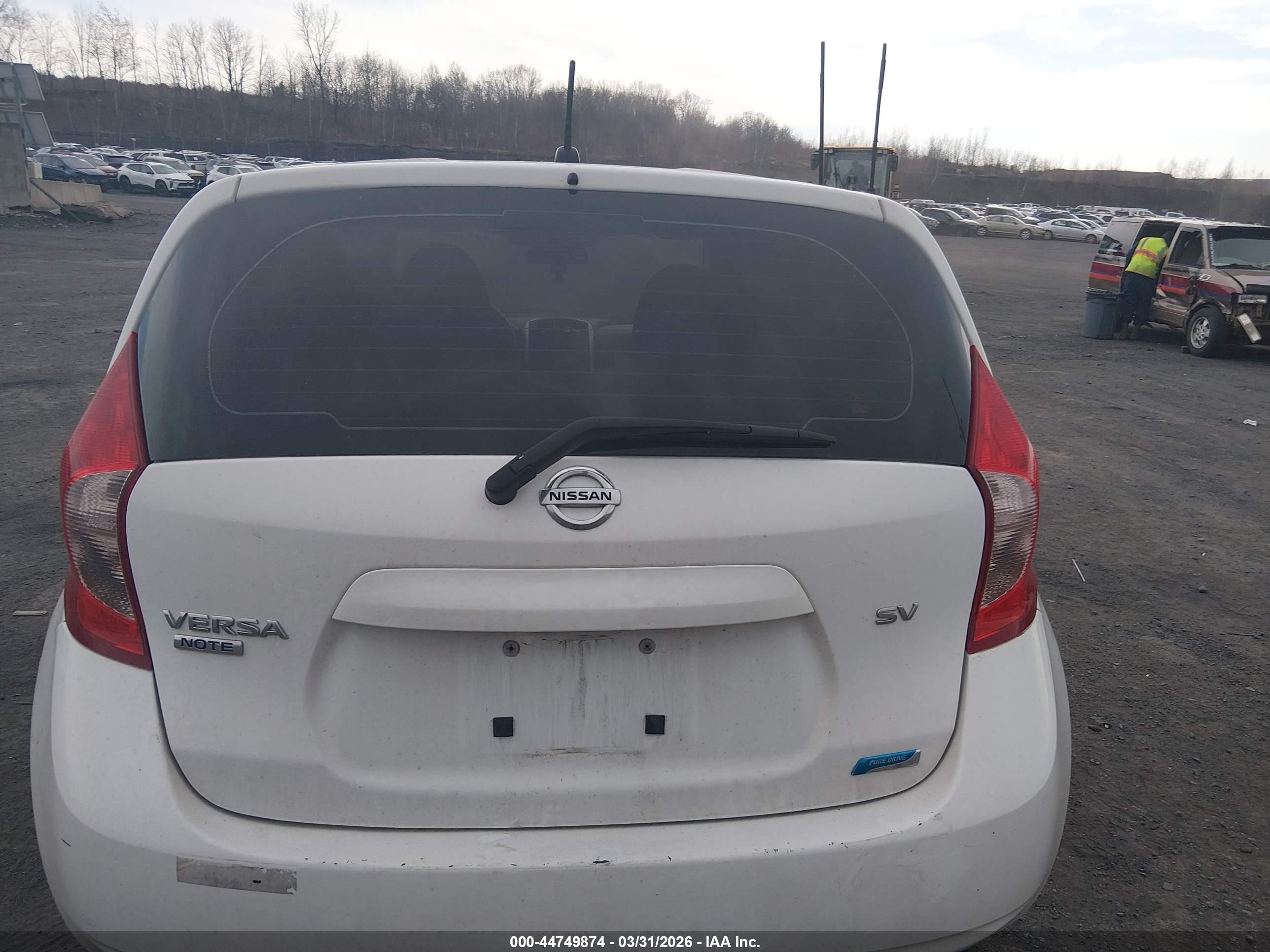 2015 Nissan Versa Note S (sr)/s Plus/sl/sr/sv White vin: 3N1CE2CP7FL396834