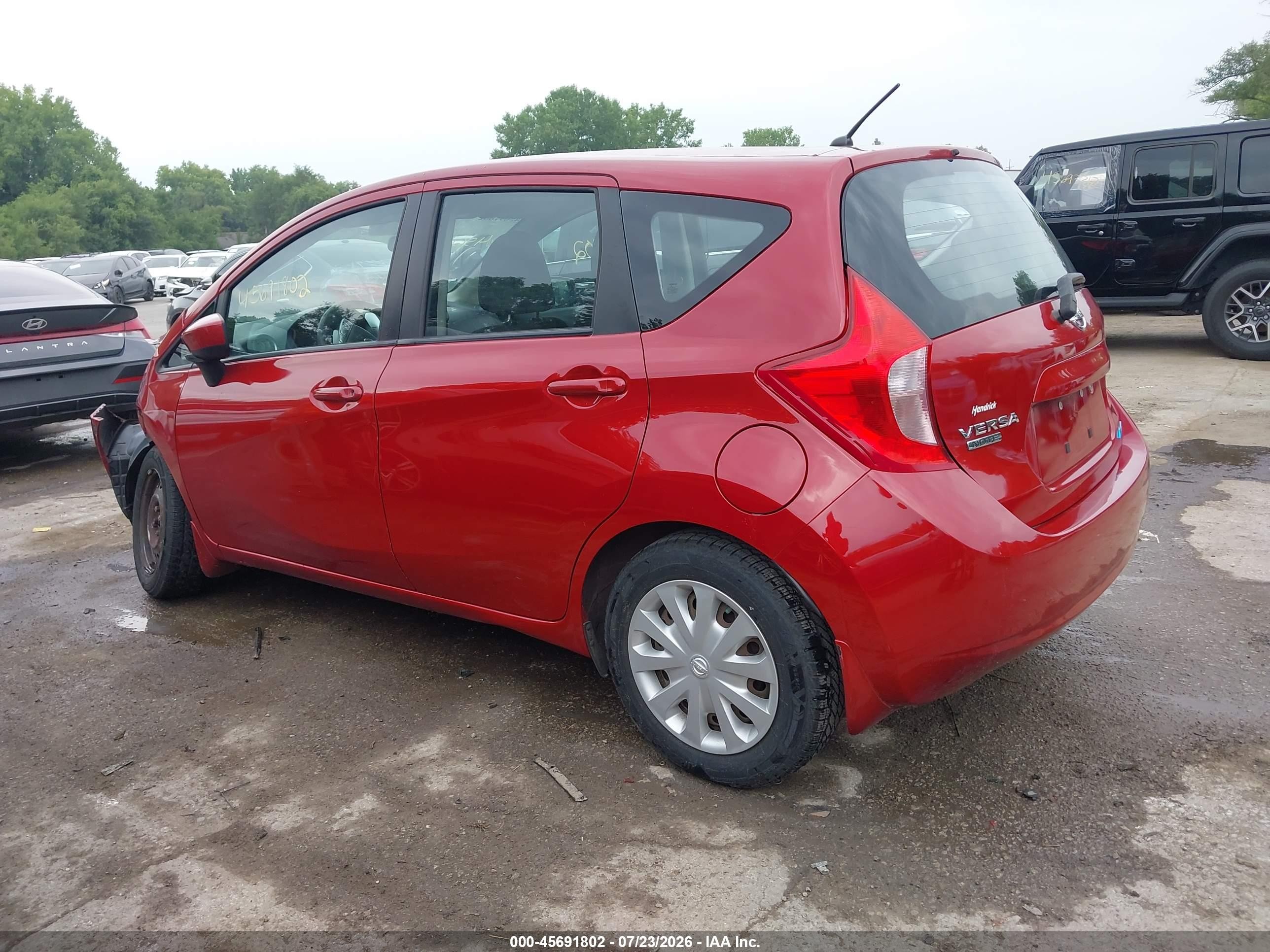 2015 Nissan Versa Note S Plus Red vin: 3N1CE2CP7FL410392