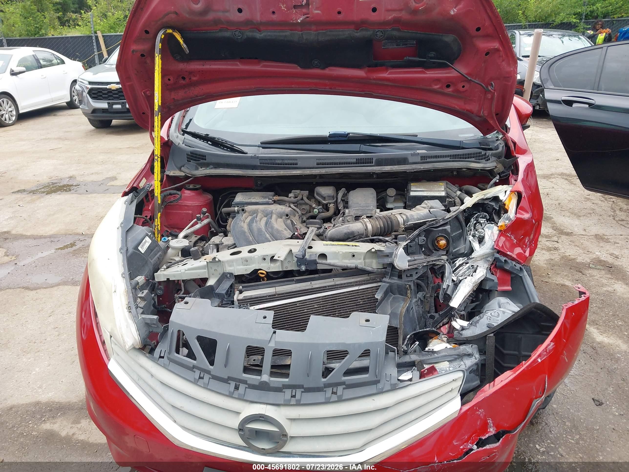 2015 Nissan Versa Note S Plus Red vin: 3N1CE2CP7FL410392