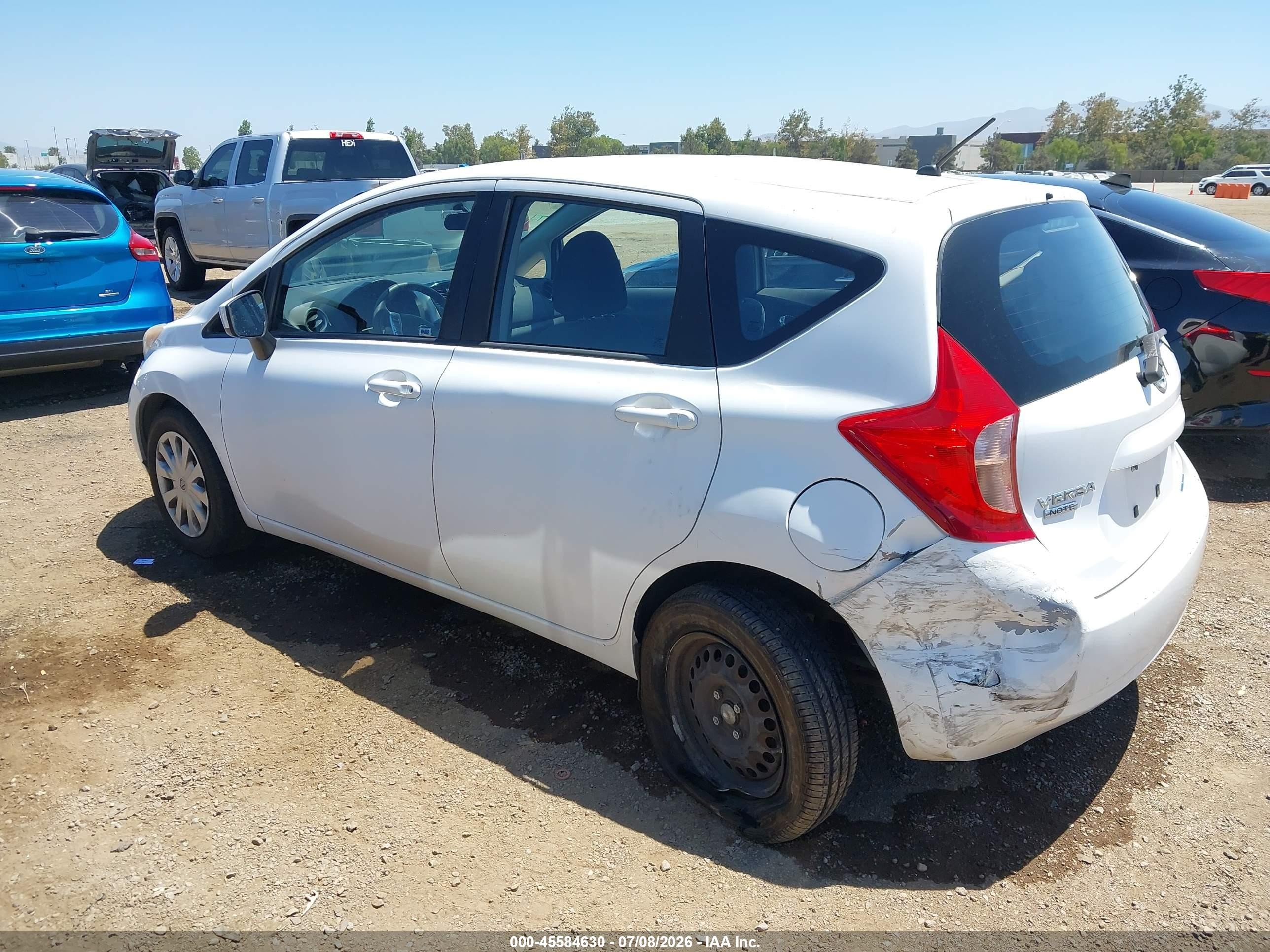 2015 Nissan Versa Note S (sr)/s Plus/sl/sr/sv White vin: 3N1CE2CP7FL420761