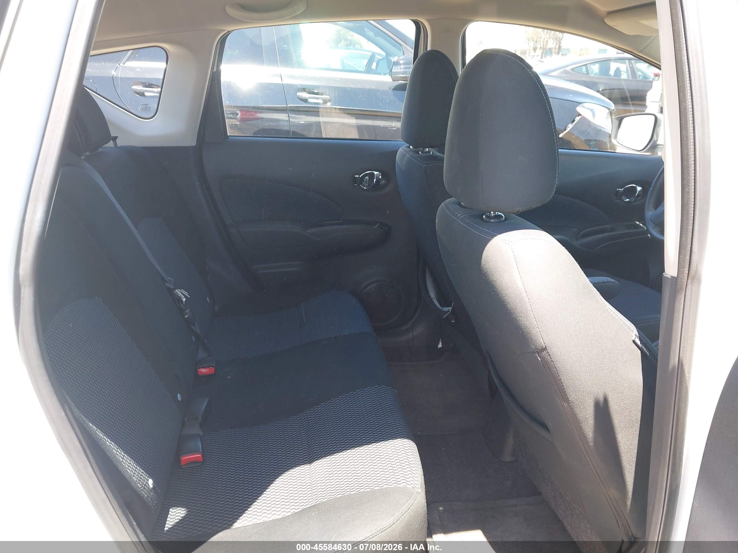 2015 Nissan Versa Note S (sr)/s Plus/sl/sr/sv White vin: 3N1CE2CP7FL420761