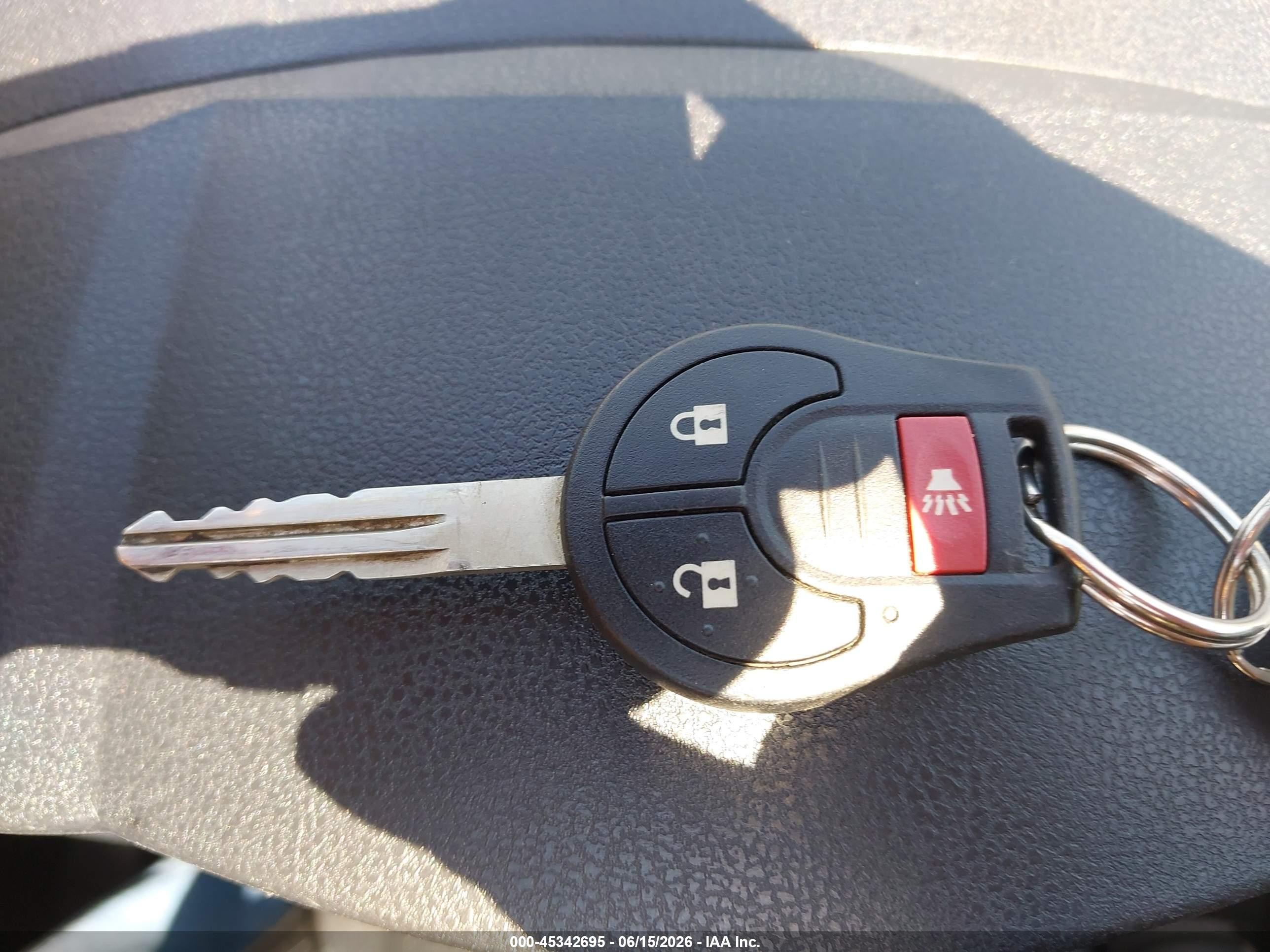 2015 Nissan Versa Note Sv Серебряный vin: 3N1CE2CP7FL431663