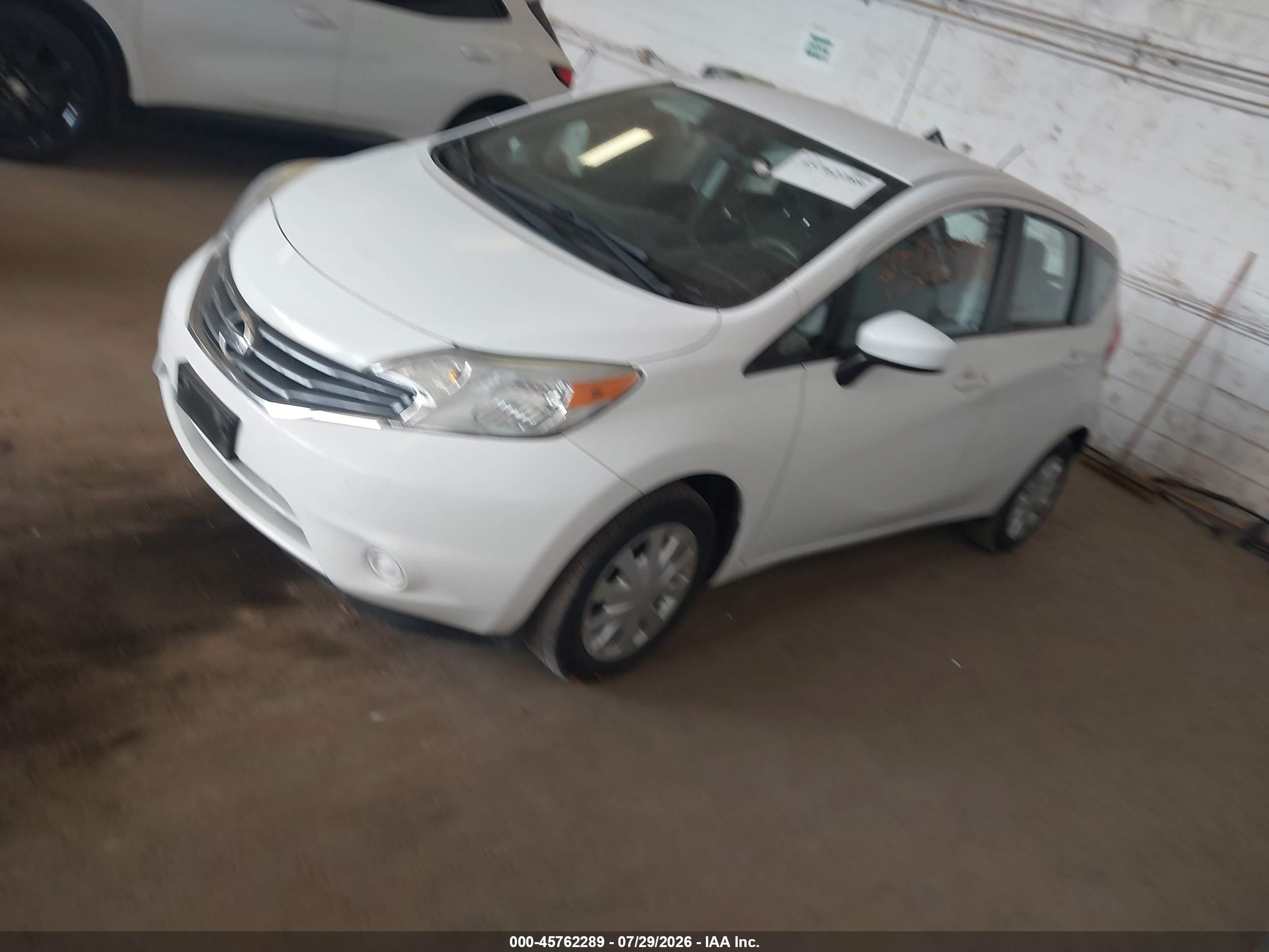 2015 Nissan Versa Note S (sr)/s Plus/sl/sr/sv Белый vin: 3N1CE2CP7FL432702
