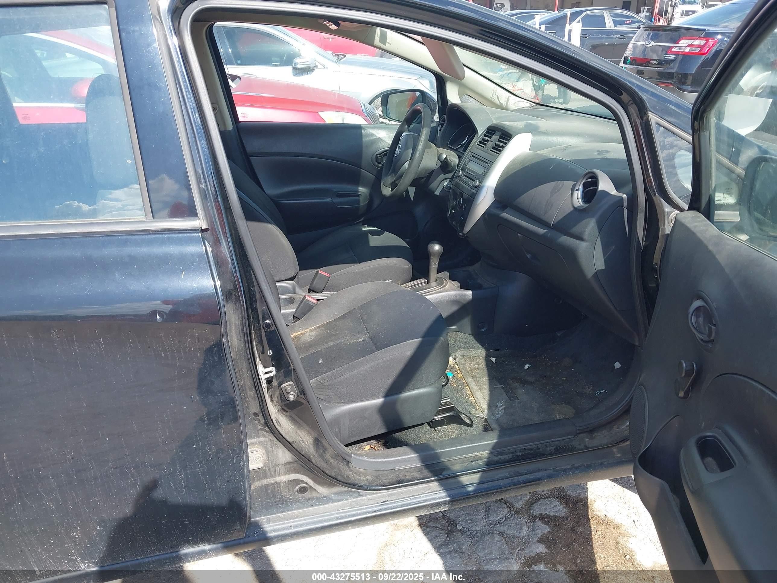 2015 Nissan Versa Note S Plus Black vin: 3N1CE2CP7FL444591