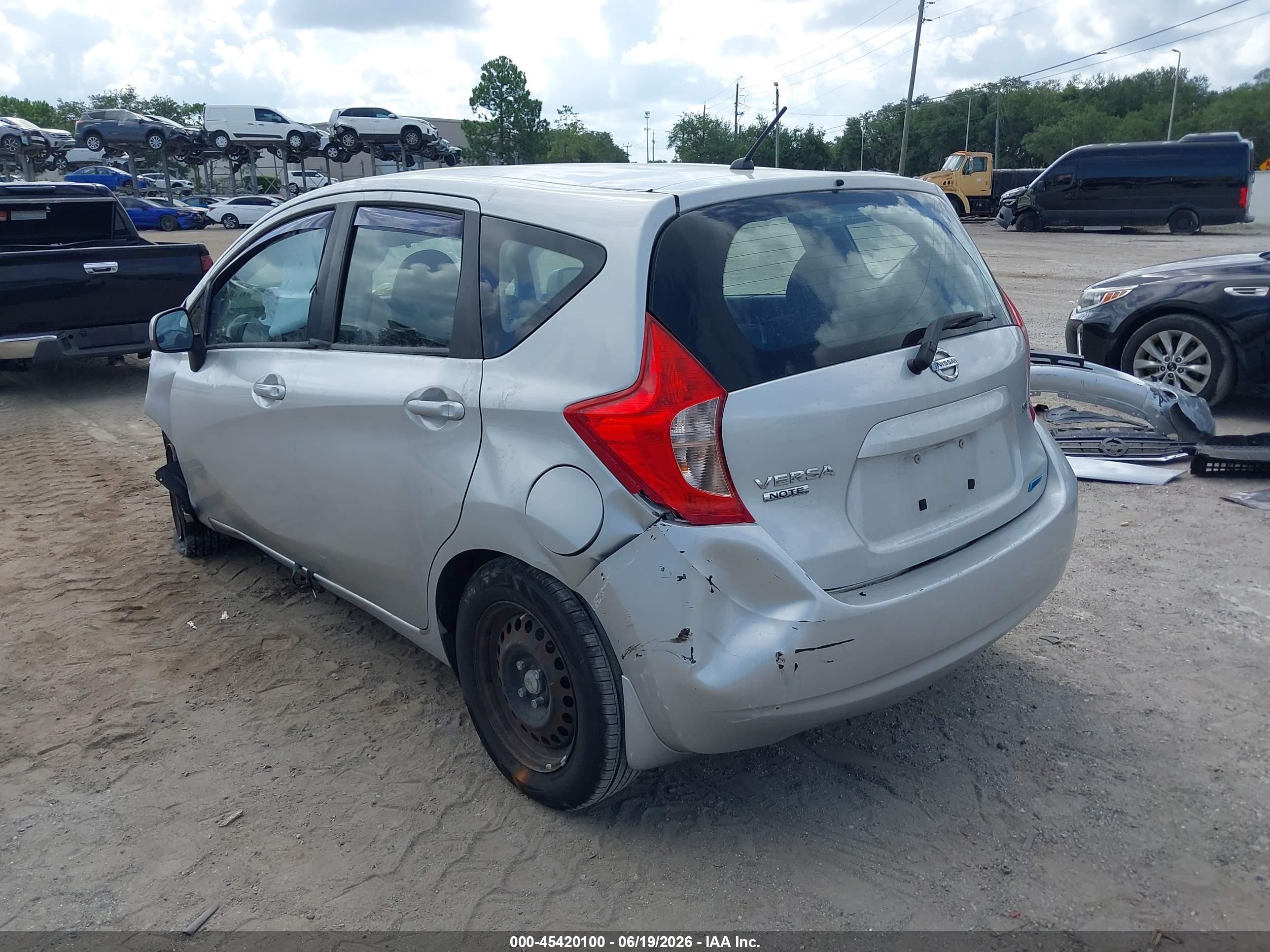 2014 Nissan Versa Note Sv Silver vin: 3N1CE2CP8EL367292