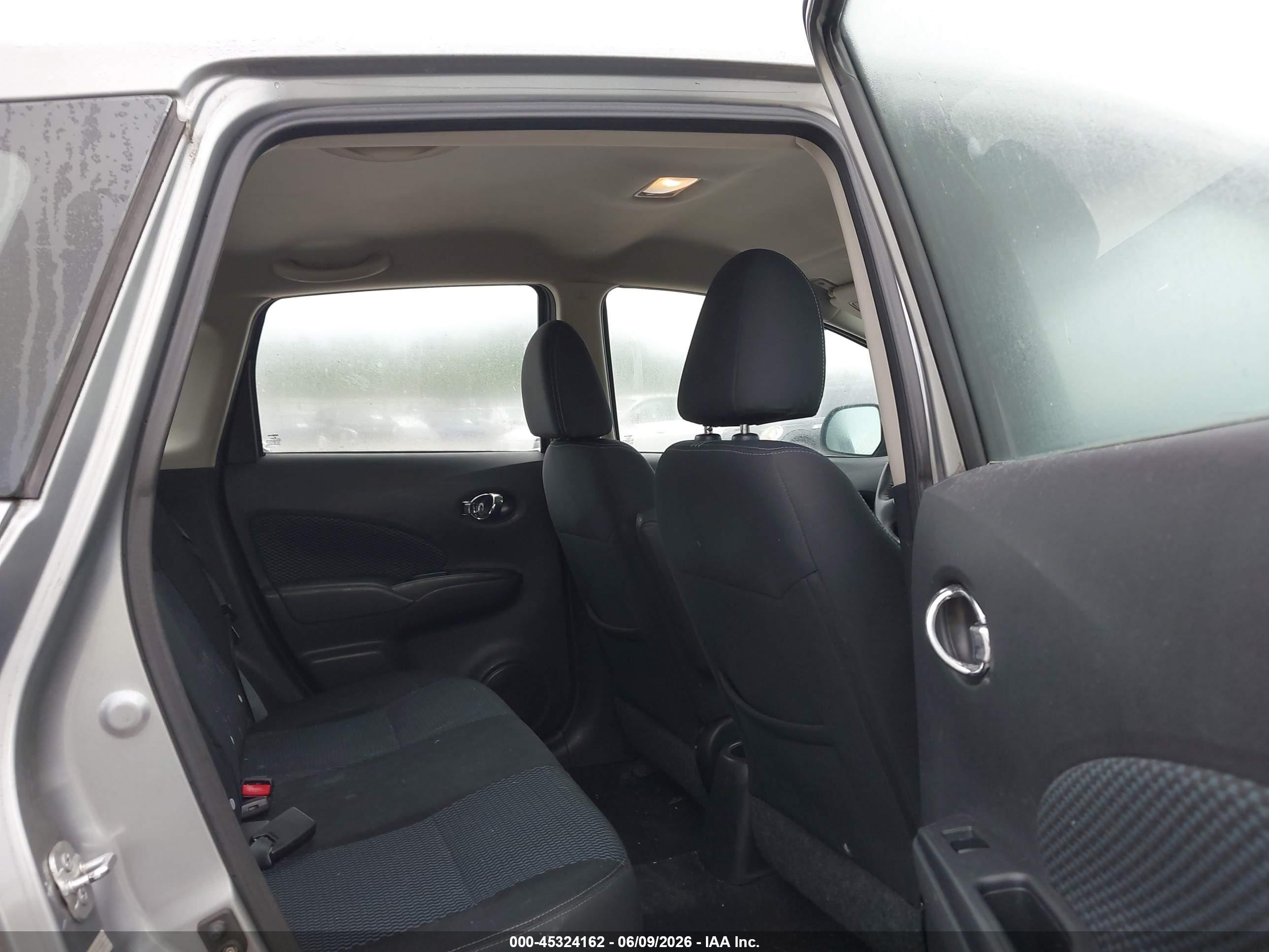 2014 Nissan Versa Note Sv Silver vin: 3N1CE2CP8EL398395
