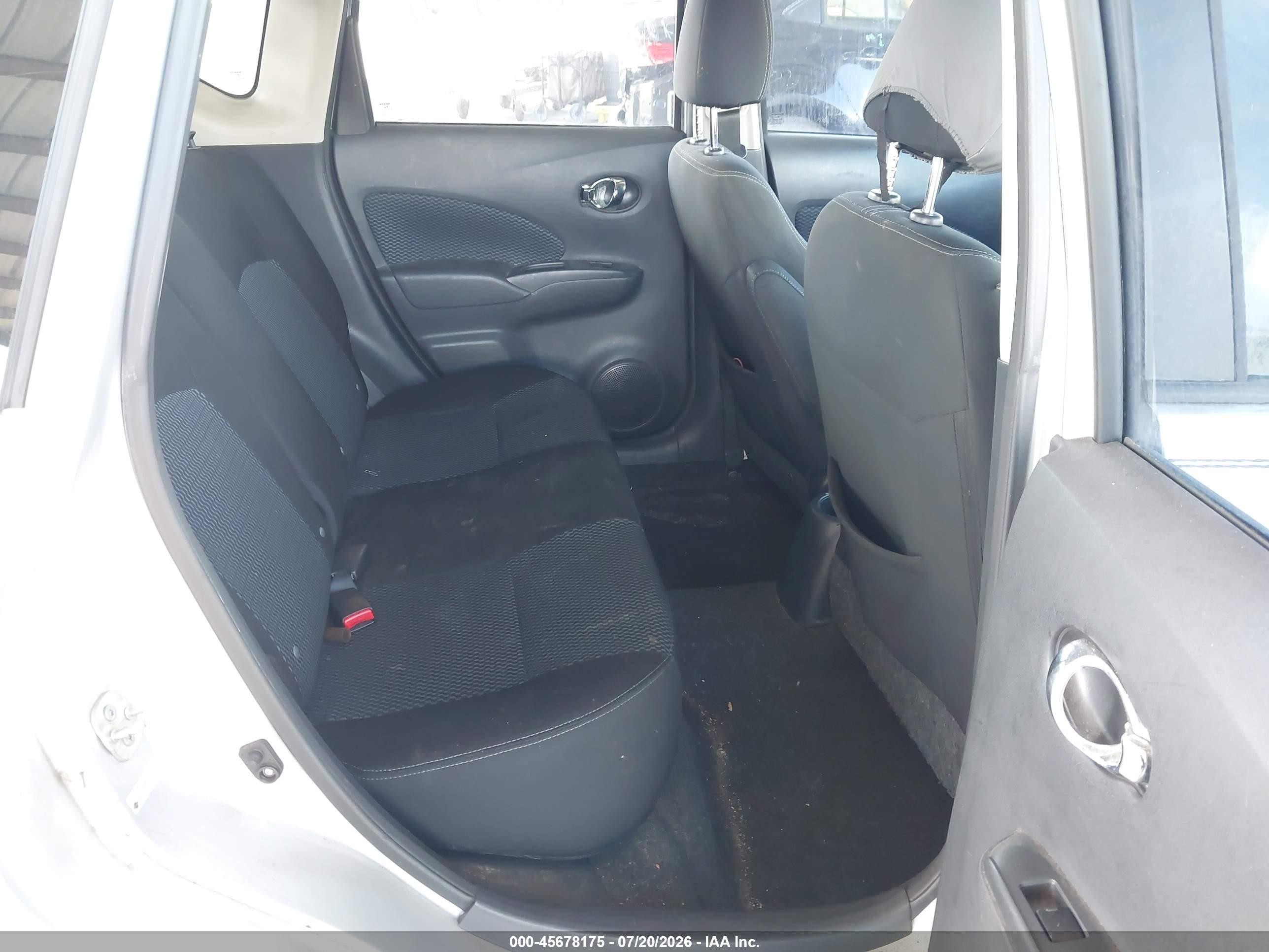2014 Nissan Versa Note Sv Silver vin: 3N1CE2CP8EL412599