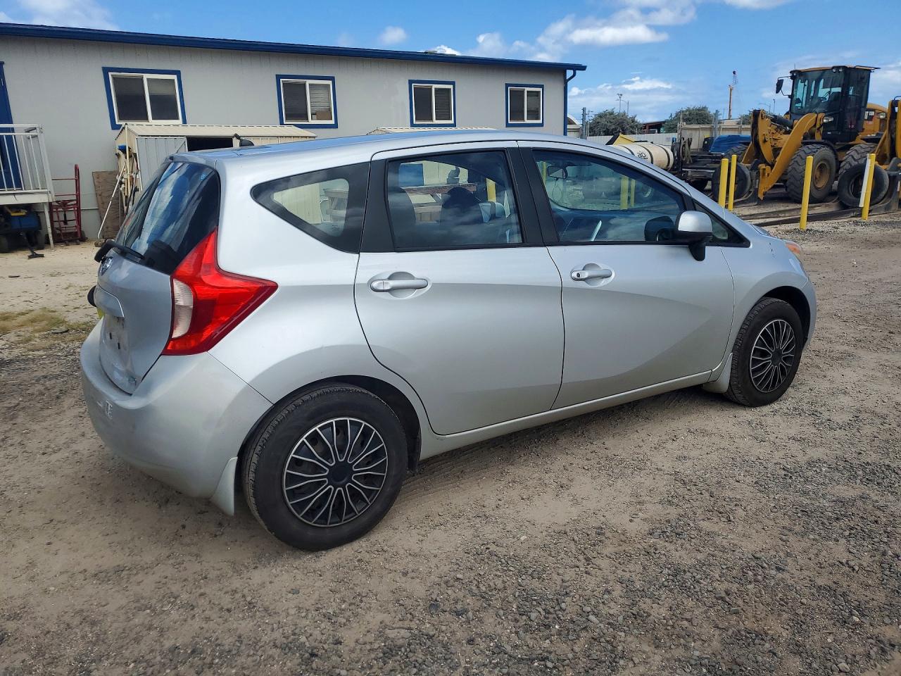 2014 Nissan Versa Note S Plus Silver vin: 3N1CE2CP8EL435784