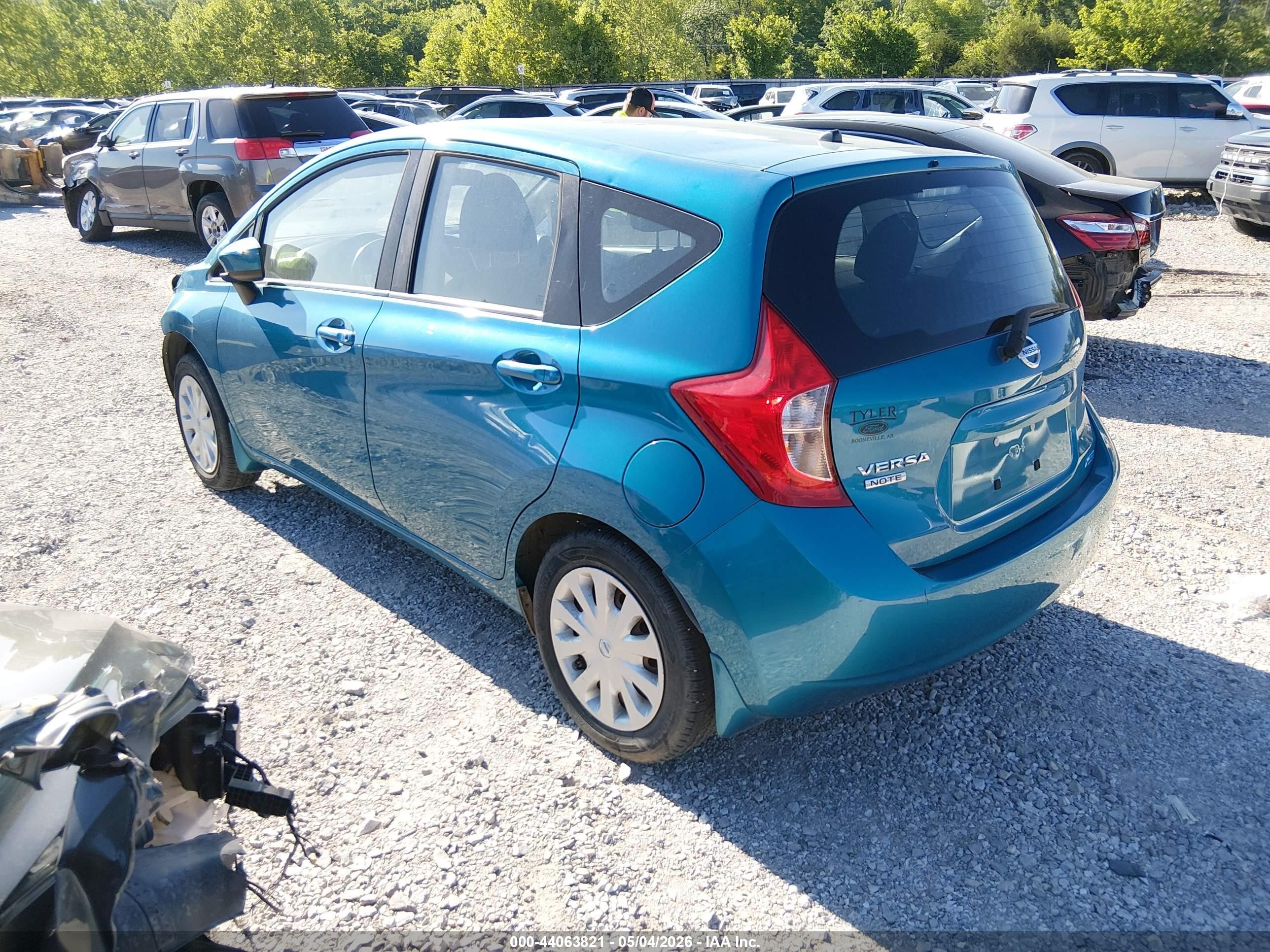 2015 Nissan Versa Note S (sr)/s Plus/sl/sr/sv Blue vin: 3N1CE2CP8FL364135