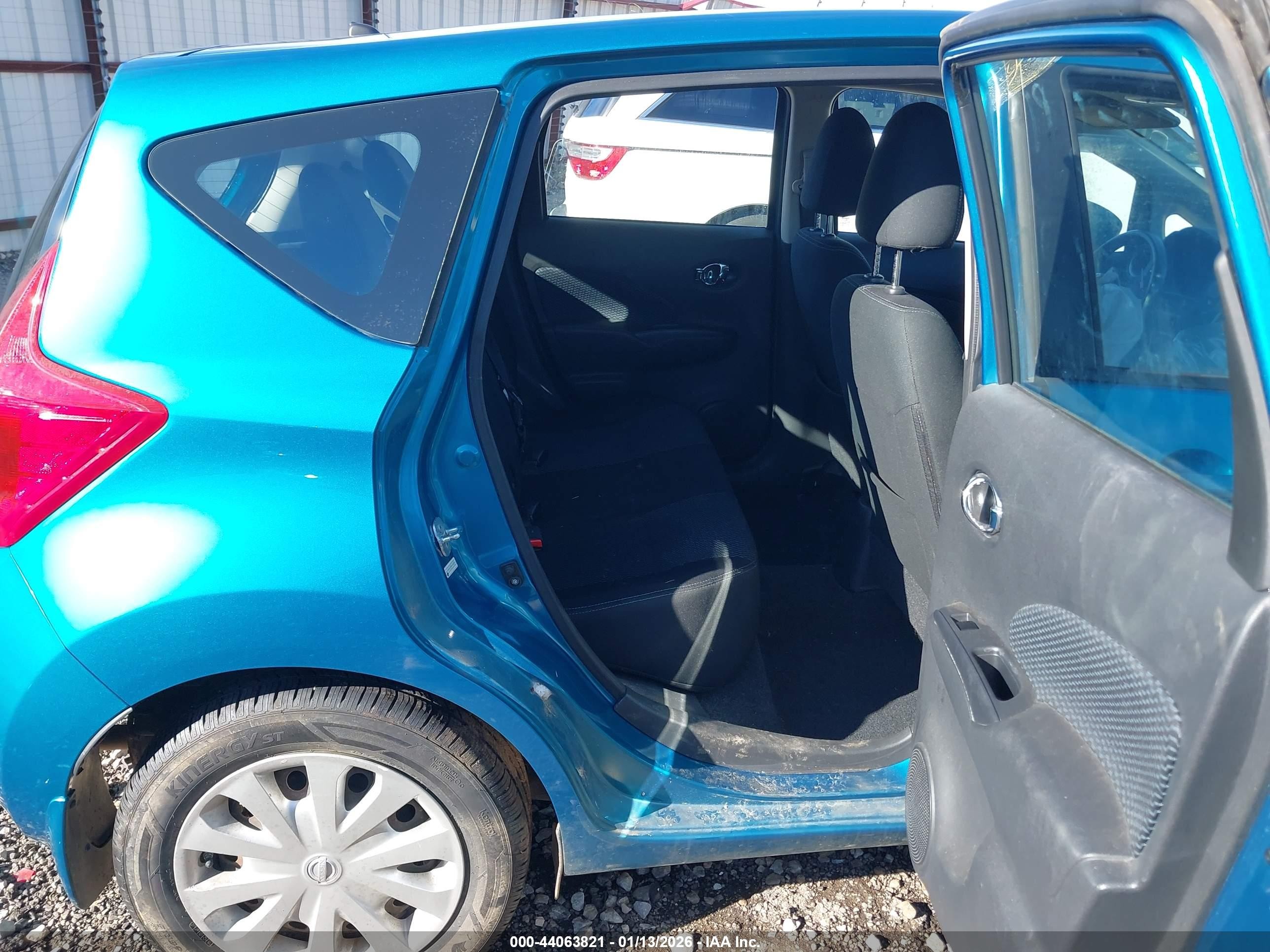 2015 Nissan Versa Note S (sr)/s Plus/sl/sr/sv Blue vin: 3N1CE2CP8FL364135