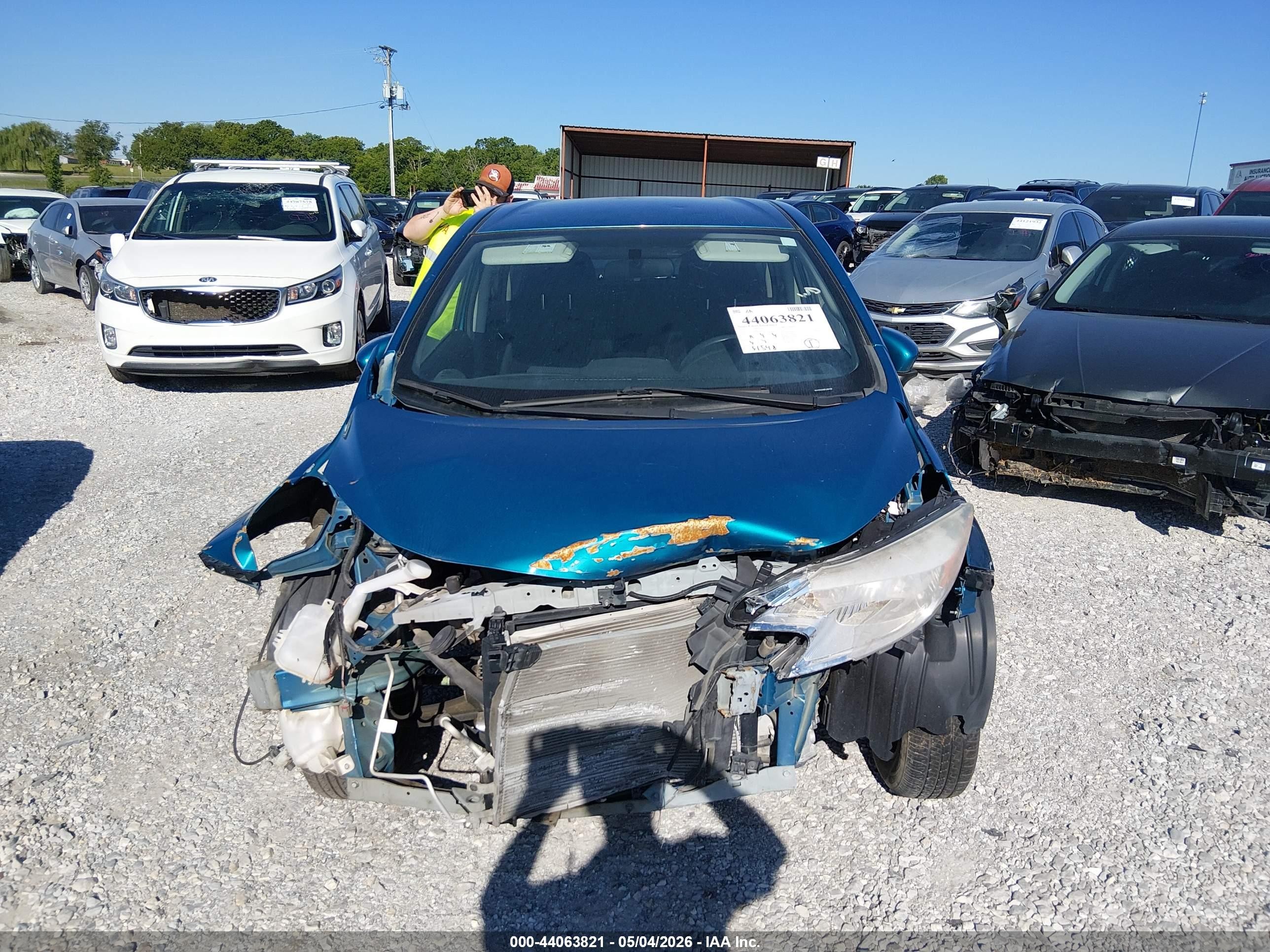 2015 Nissan Versa Note S (sr)/s Plus/sl/sr/sv Blue vin: 3N1CE2CP8FL364135