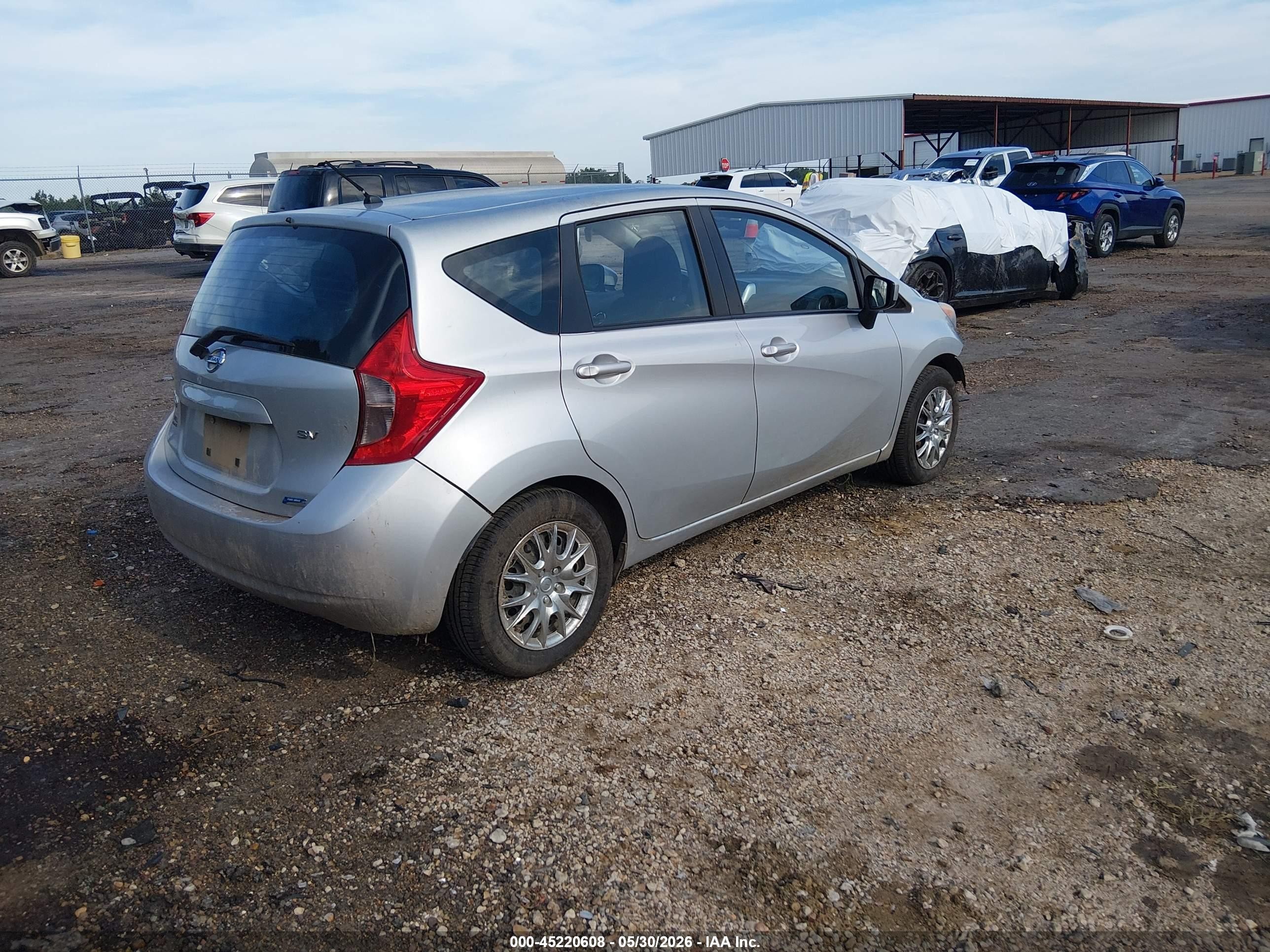 2015 Nissan Versa Note S (sr)/s Plus/sl/sr/sv Silver vin: 3N1CE2CP8FL378214