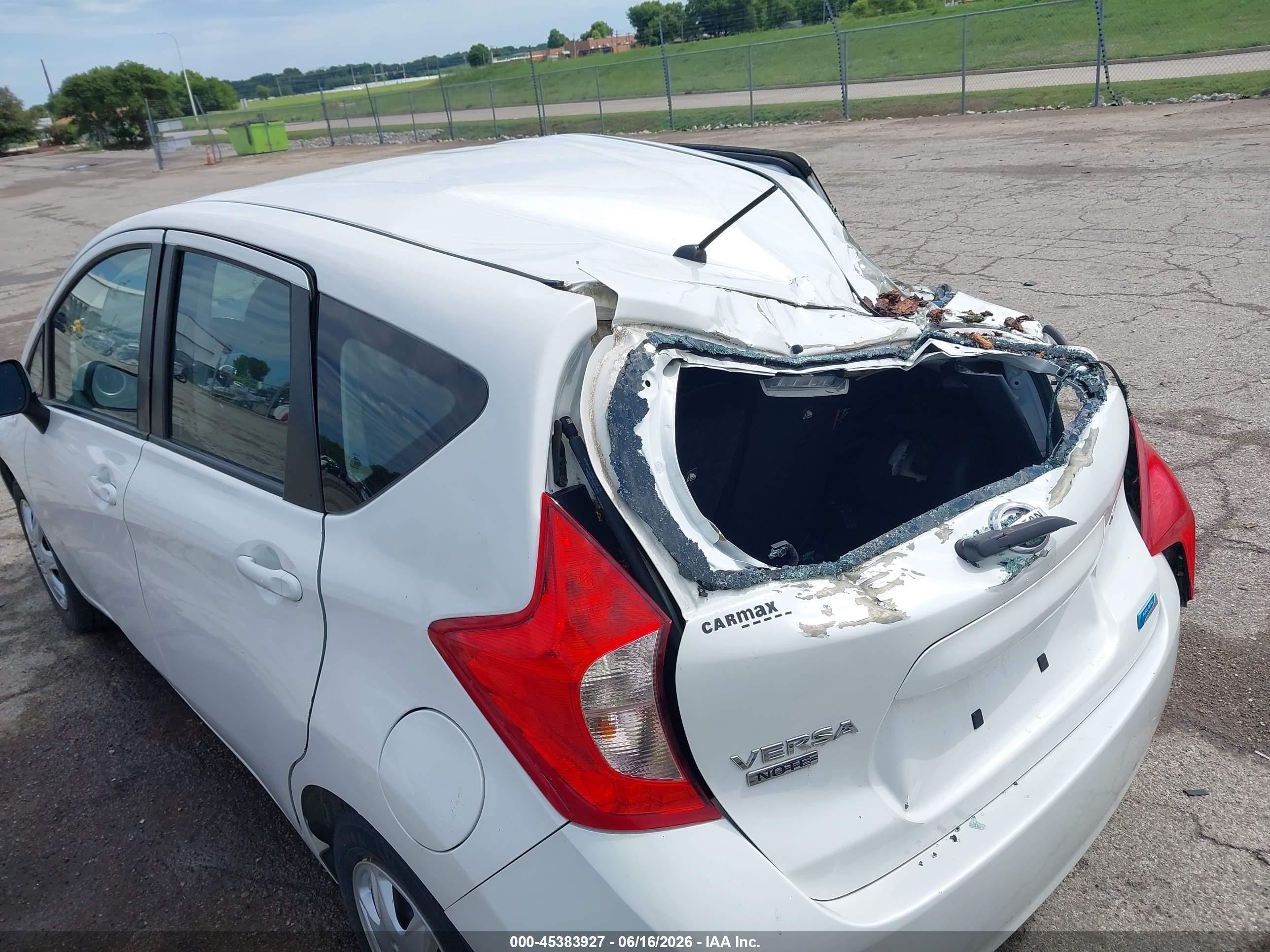 2015 Nissan Versa Note S (sr)/s Plus/sl/sr/sv White vin: 3N1CE2CP8FL378326