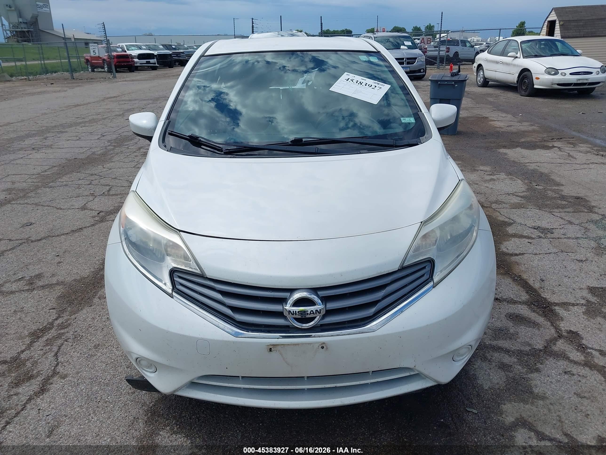 2015 Nissan Versa Note S (sr)/s Plus/sl/sr/sv White vin: 3N1CE2CP8FL378326