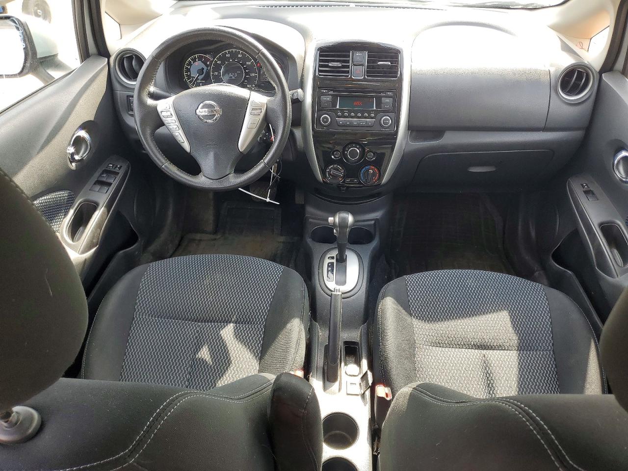 2015 Nissan Versa Note Sv Silver vin: 3N1CE2CP8FL385891