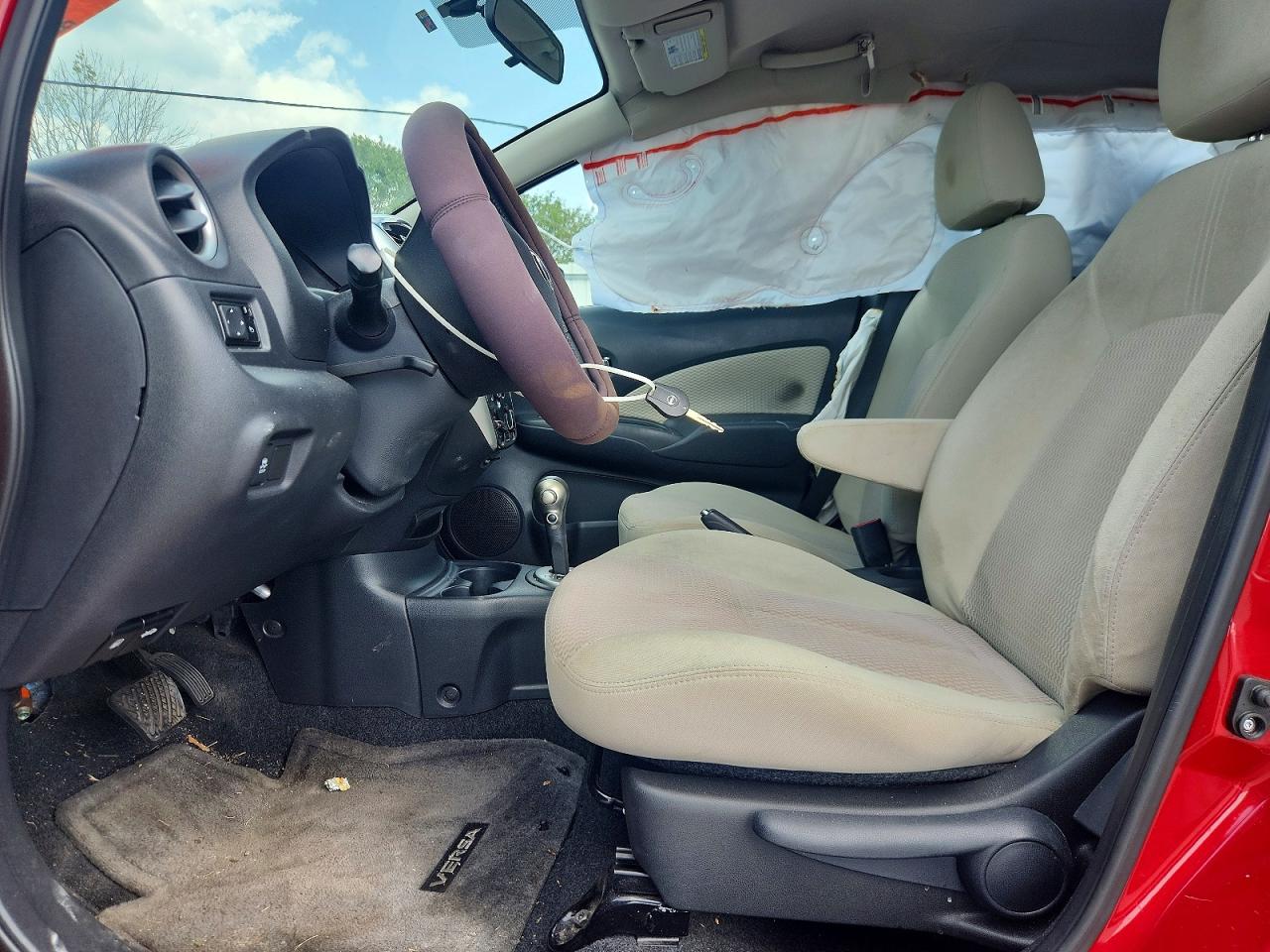 2015 Nissan Versa Note Sv Red vin: 3N1CE2CP8FL390184