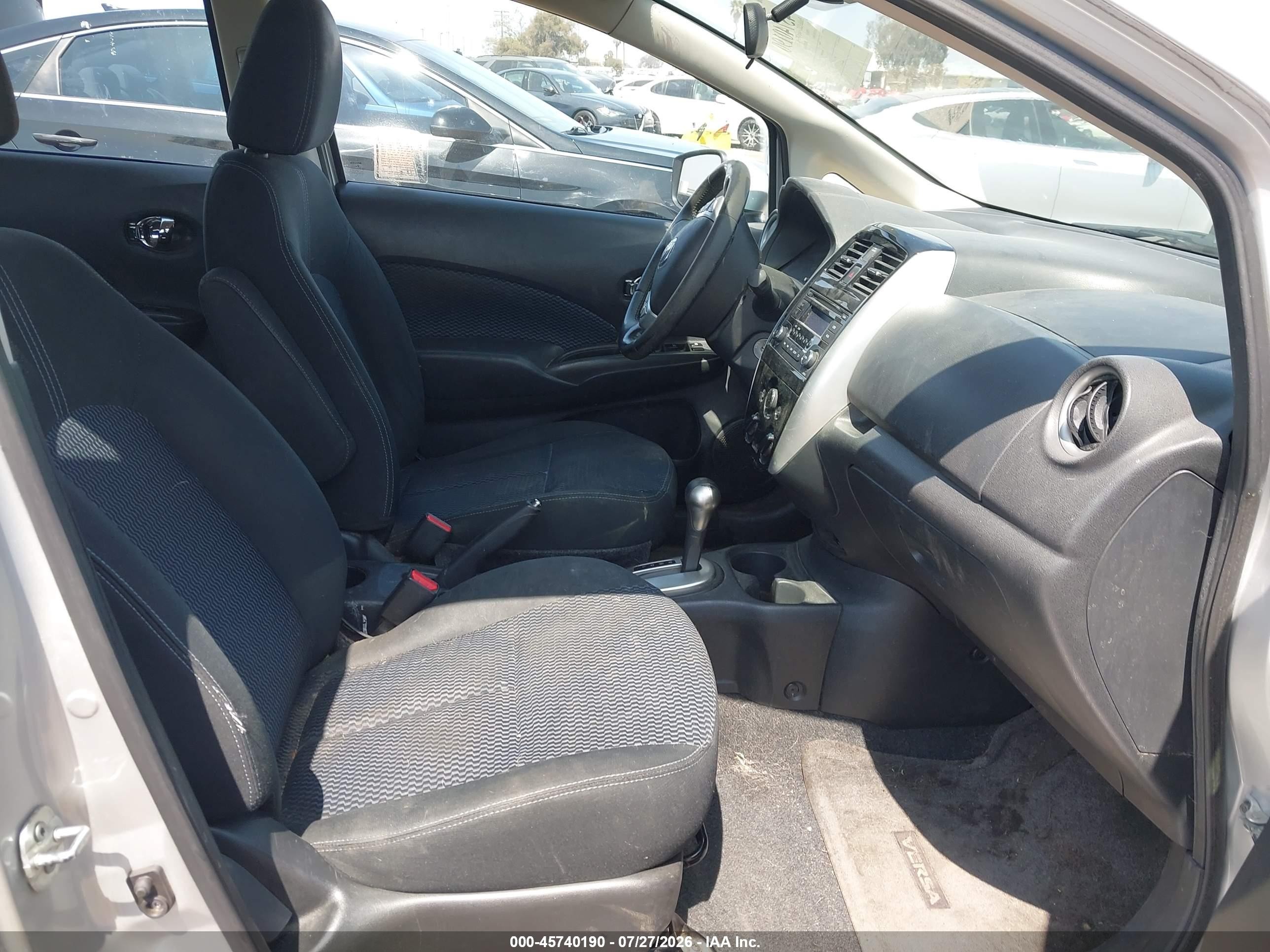 2015 Nissan Versa Note S (sr)/s Plus/sl/sr/sv Серебряный vin: 3N1CE2CP8FL391061