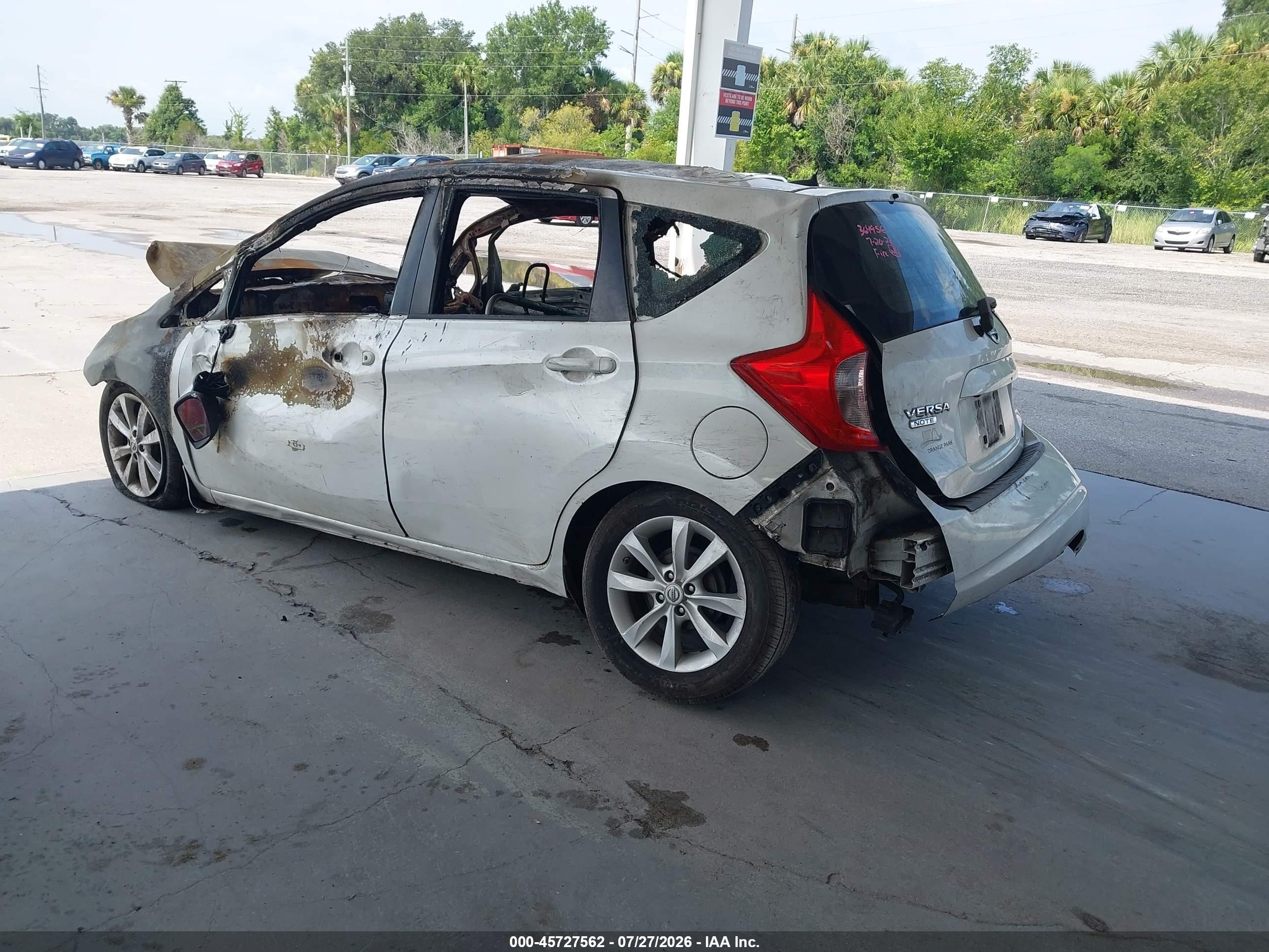2015 Nissan Versa Note S (sr)/s Plus/sl/sr/sv White vin: 3N1CE2CP8FL391237