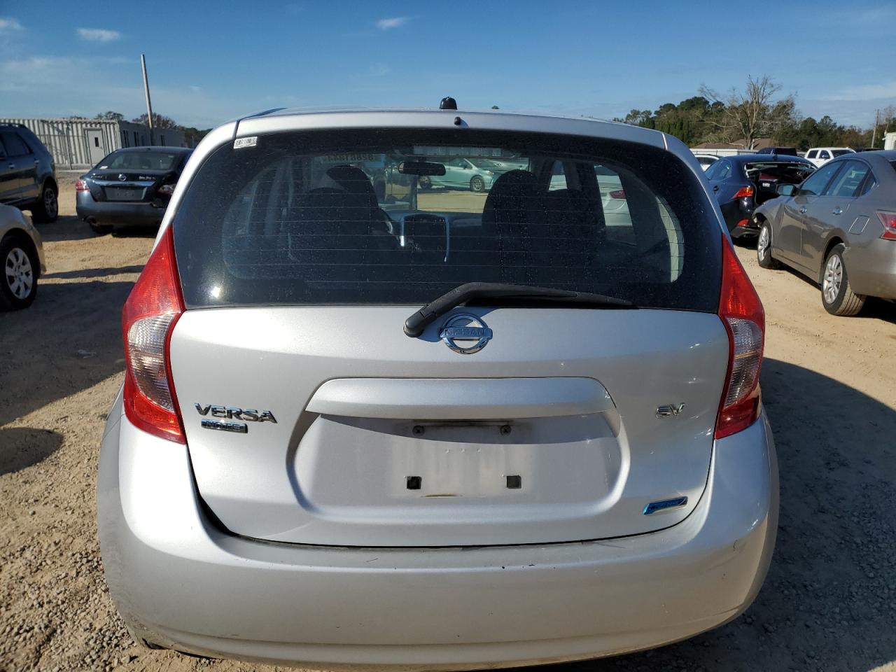 2015 Nissan Versa Note Silver vin: 3N1CE2CP8FL394235