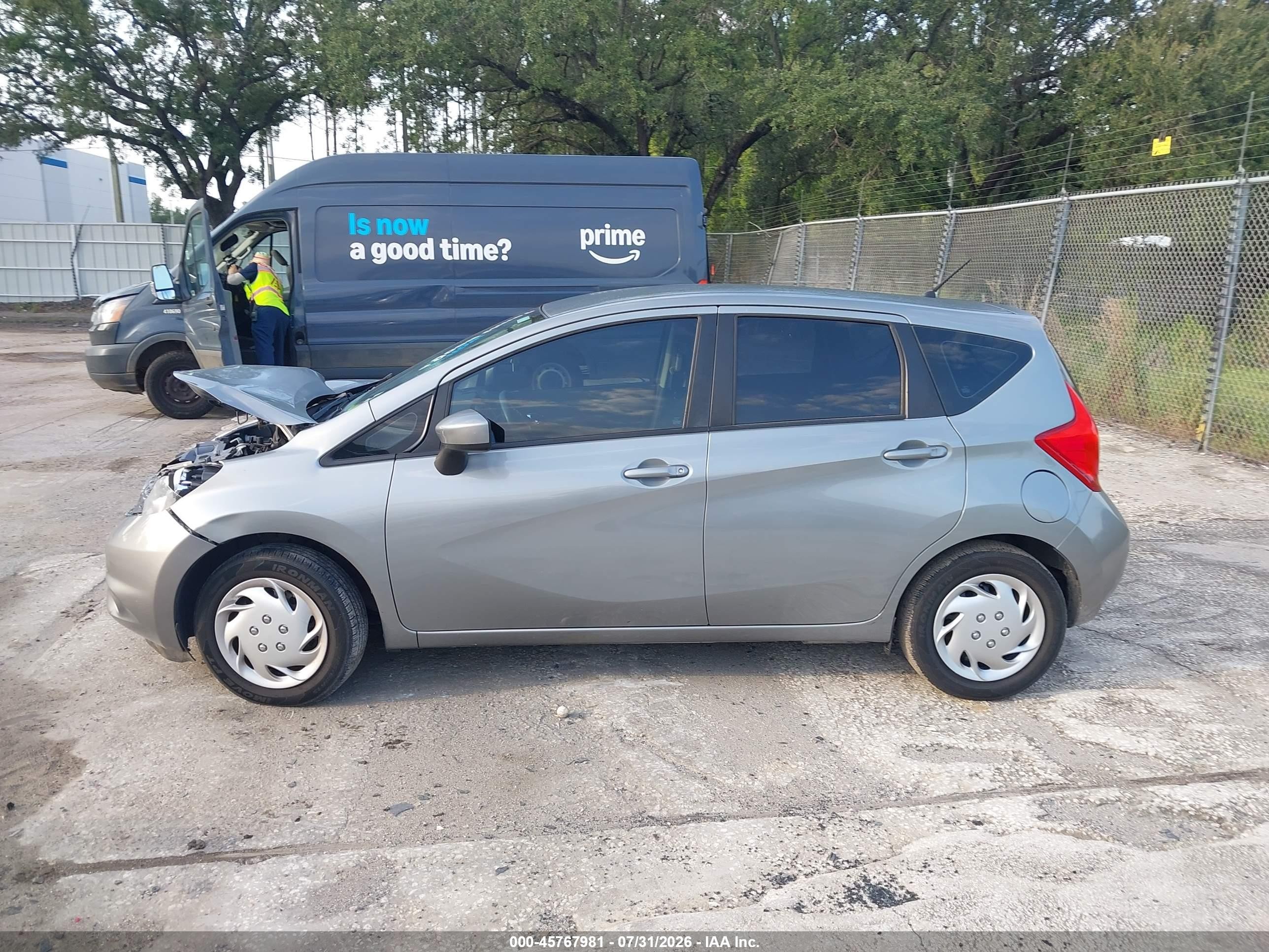 2015 Nissan Versa Note S (sr)/s Plus/sl/sr/sv Gray vin: 3N1CE2CP8FL403533