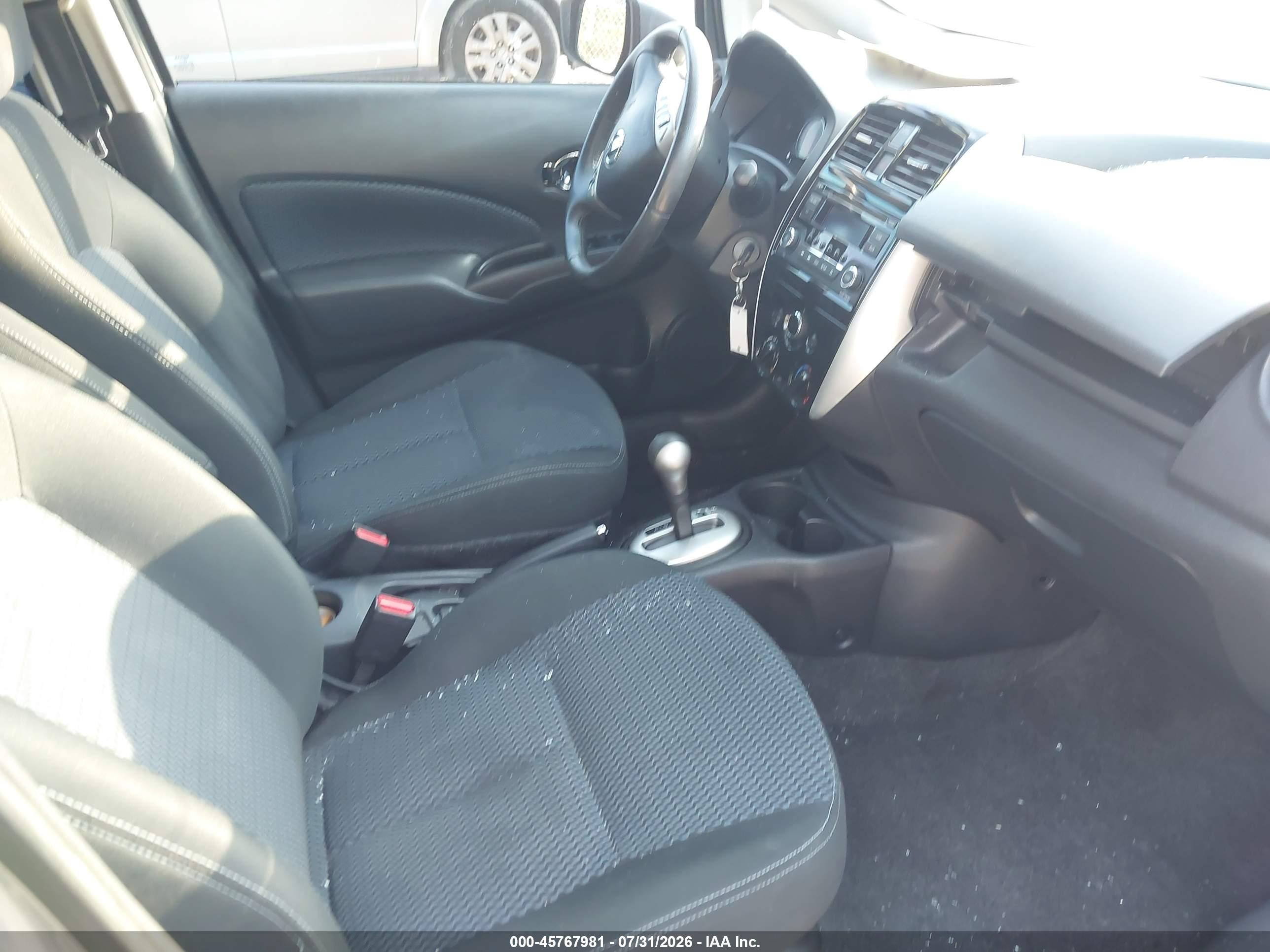 2015 Nissan Versa Note S (sr)/s Plus/sl/sr/sv Gray vin: 3N1CE2CP8FL403533