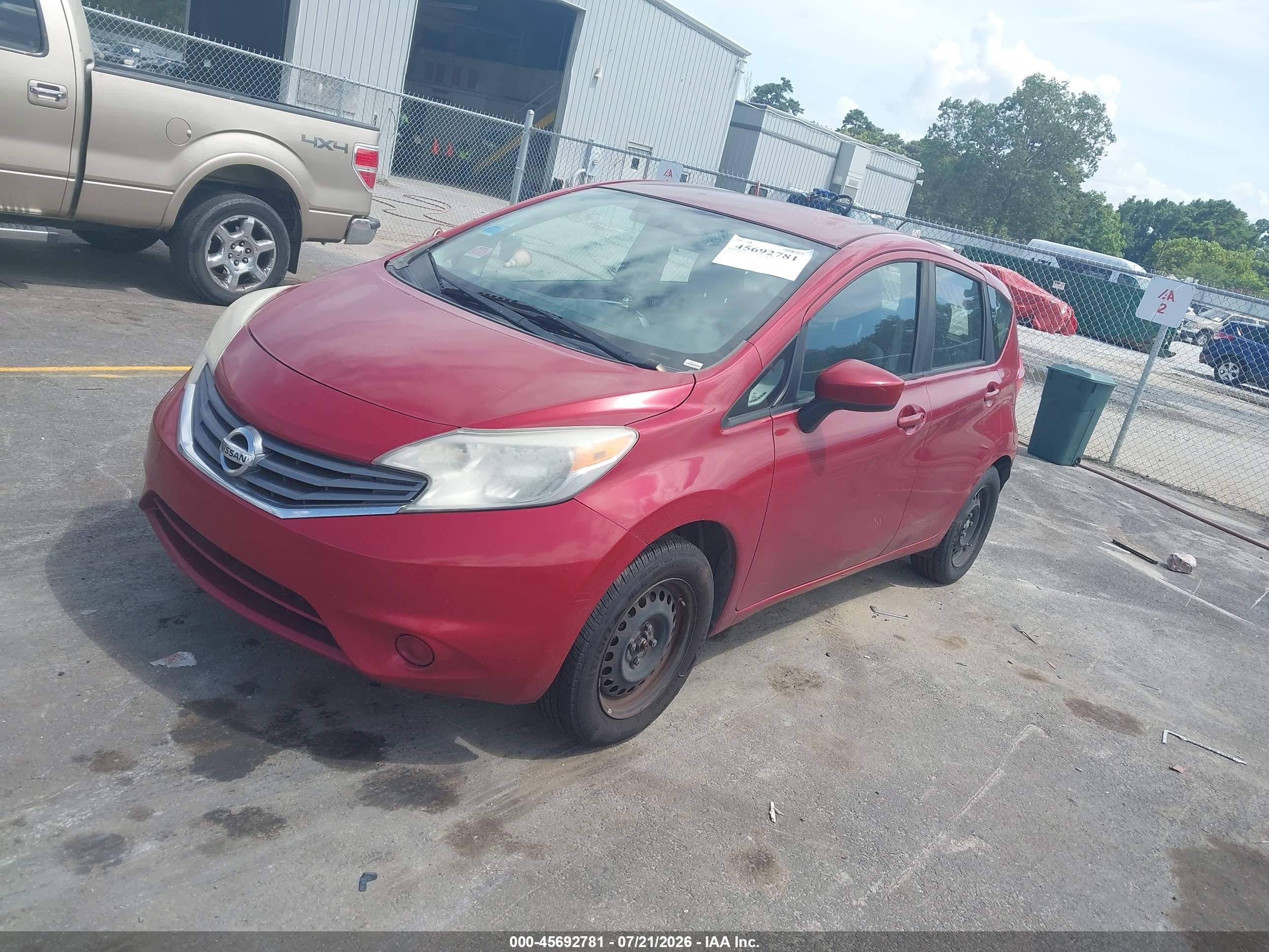 2015 Nissan Versa Note S (sr)/s Plus/sl/sr/sv Burgundy vin: 3N1CE2CP8FL411132