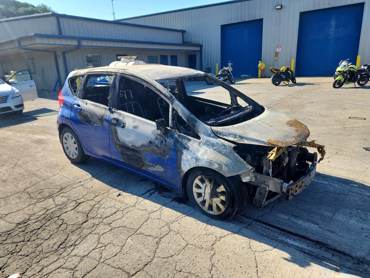 2015 Nissan Versa Note S Blue vin: 3N1CE2CP8FL412300