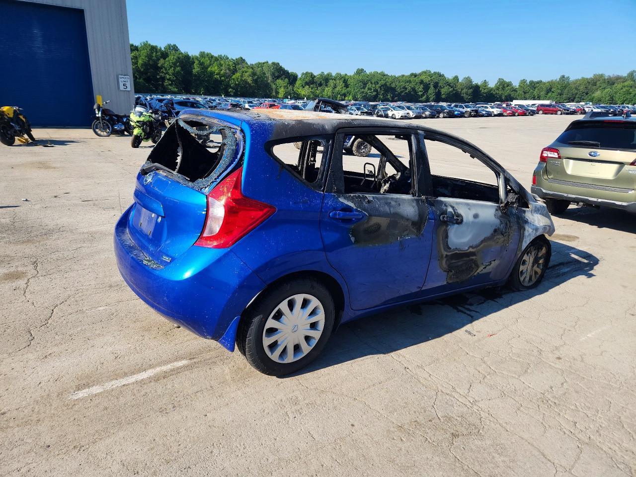 2015 Nissan Versa Note S Blue vin: 3N1CE2CP8FL412300