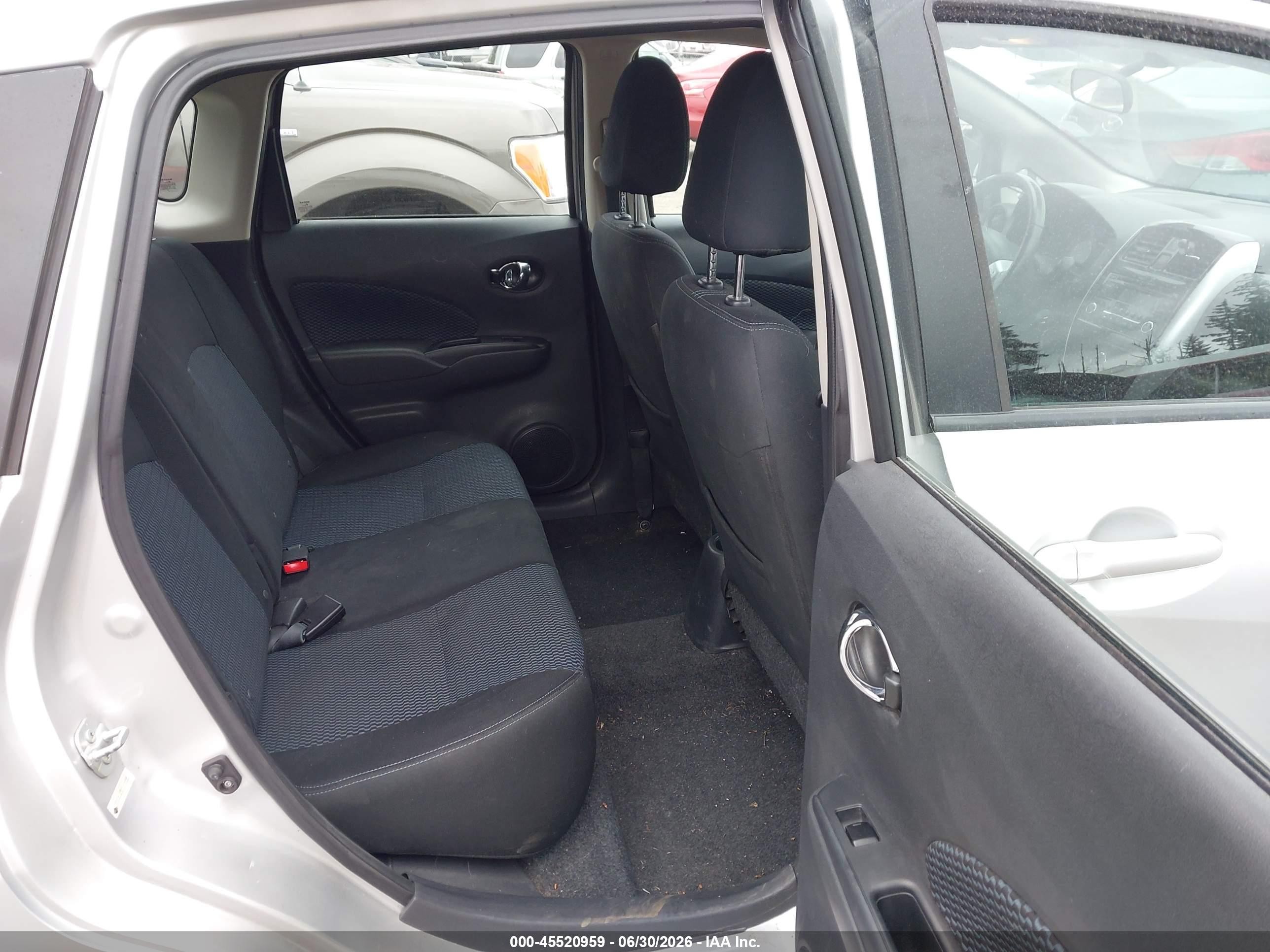 2015 Nissan Versa Note S (sr)/s Plus/sl/sr/sv Серебряный vin: 3N1CE2CP8FL416699
