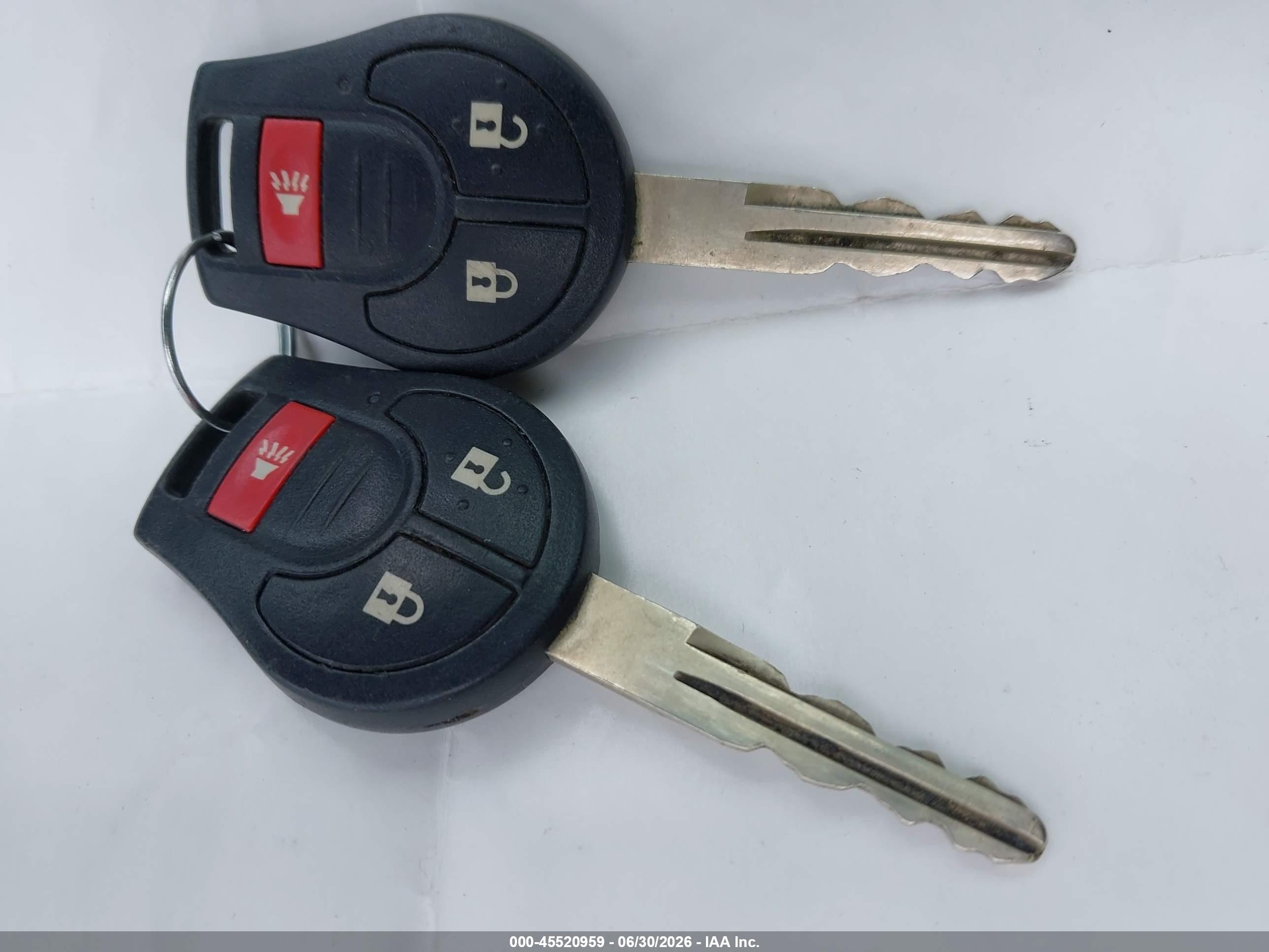 2015 Nissan Versa Note S (sr)/s Plus/sl/sr/sv Серебряный vin: 3N1CE2CP8FL416699