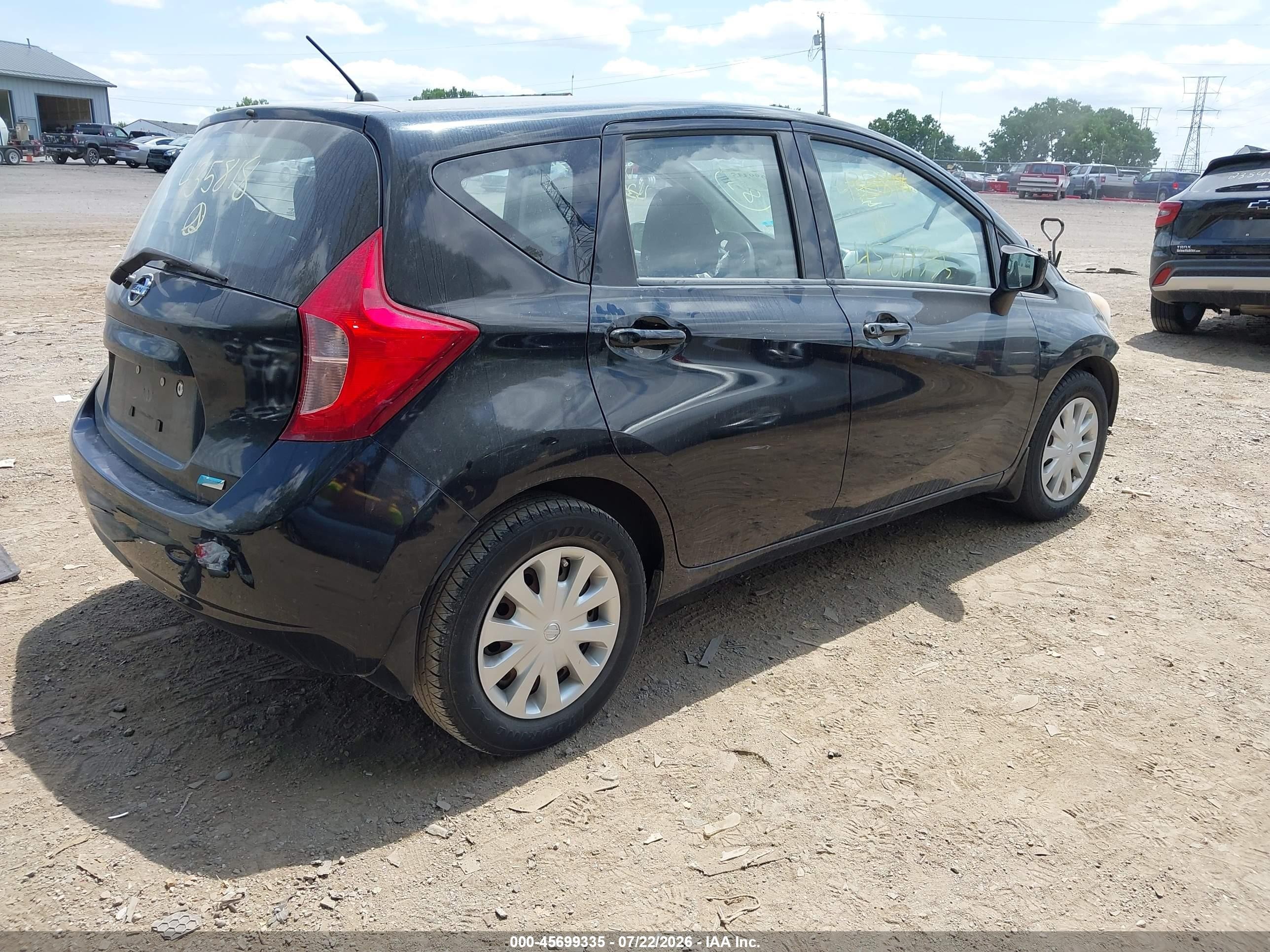 2015 Nissan Versa Note S Plus Черный vin: 3N1CE2CP8FL435818