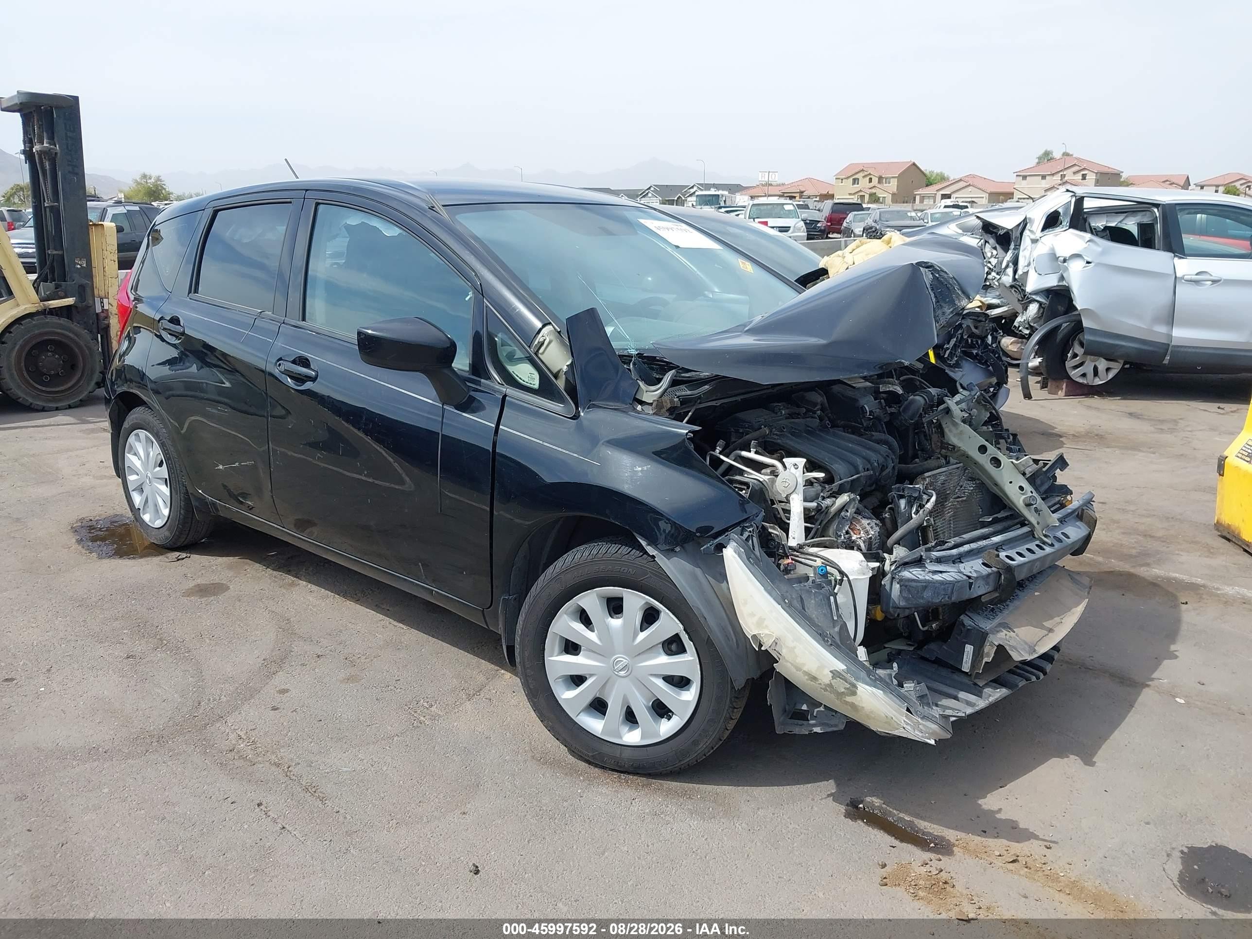 2015 Nissan Versa Note S Plus Черный vin: 3N1CE2CP8FL441652