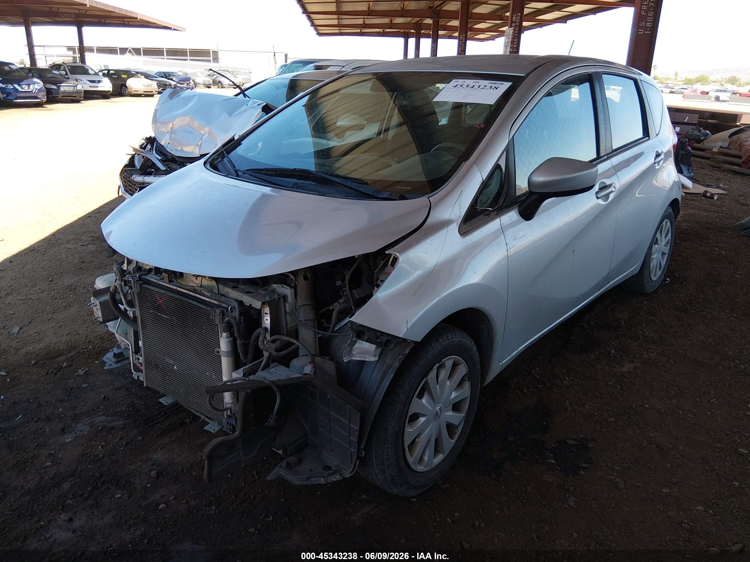 2015 Nissan Versa Note Sv Silver vin: 3N1CE2CP8FL441716